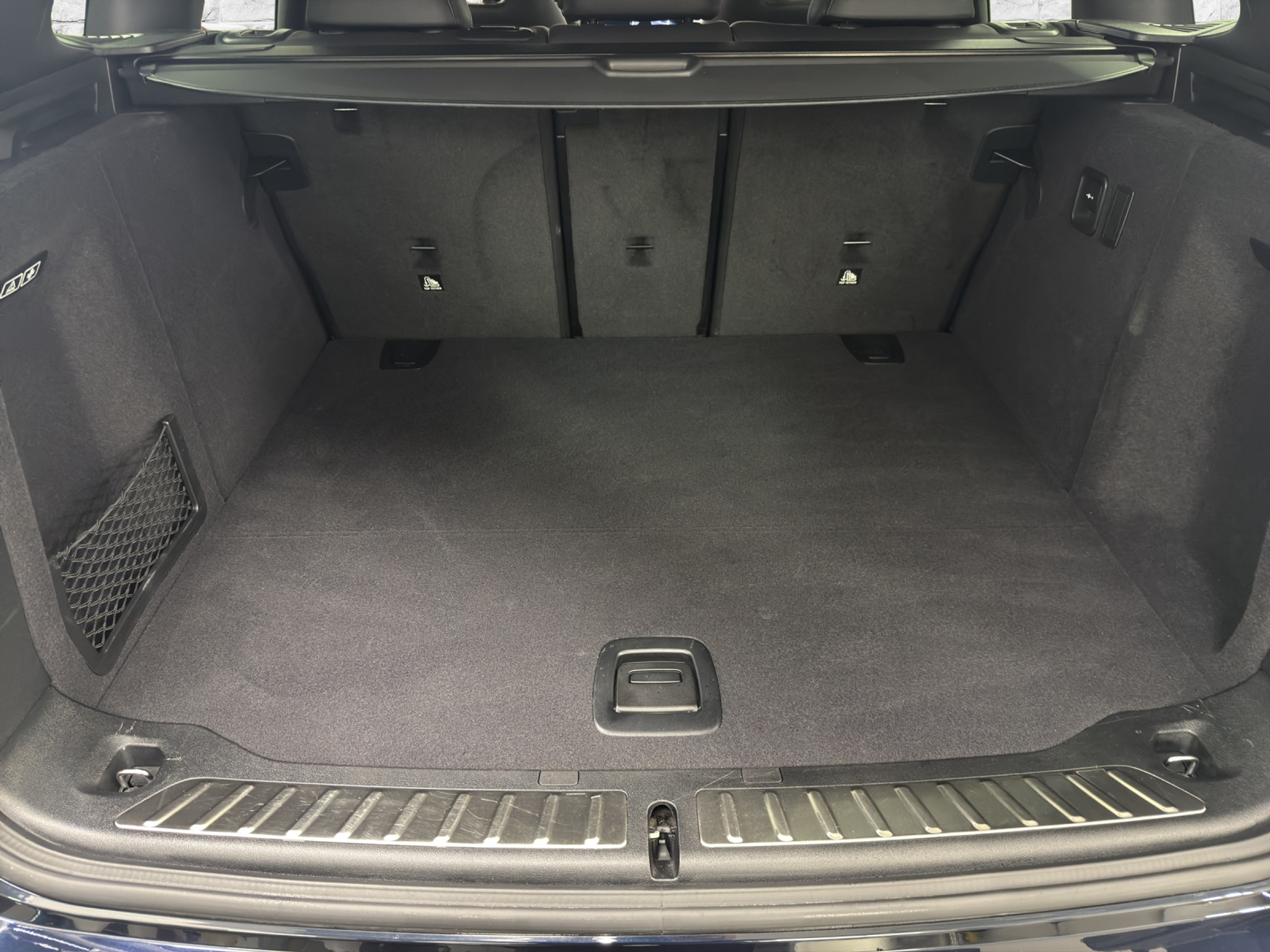 listing desktop thumbnail image 22