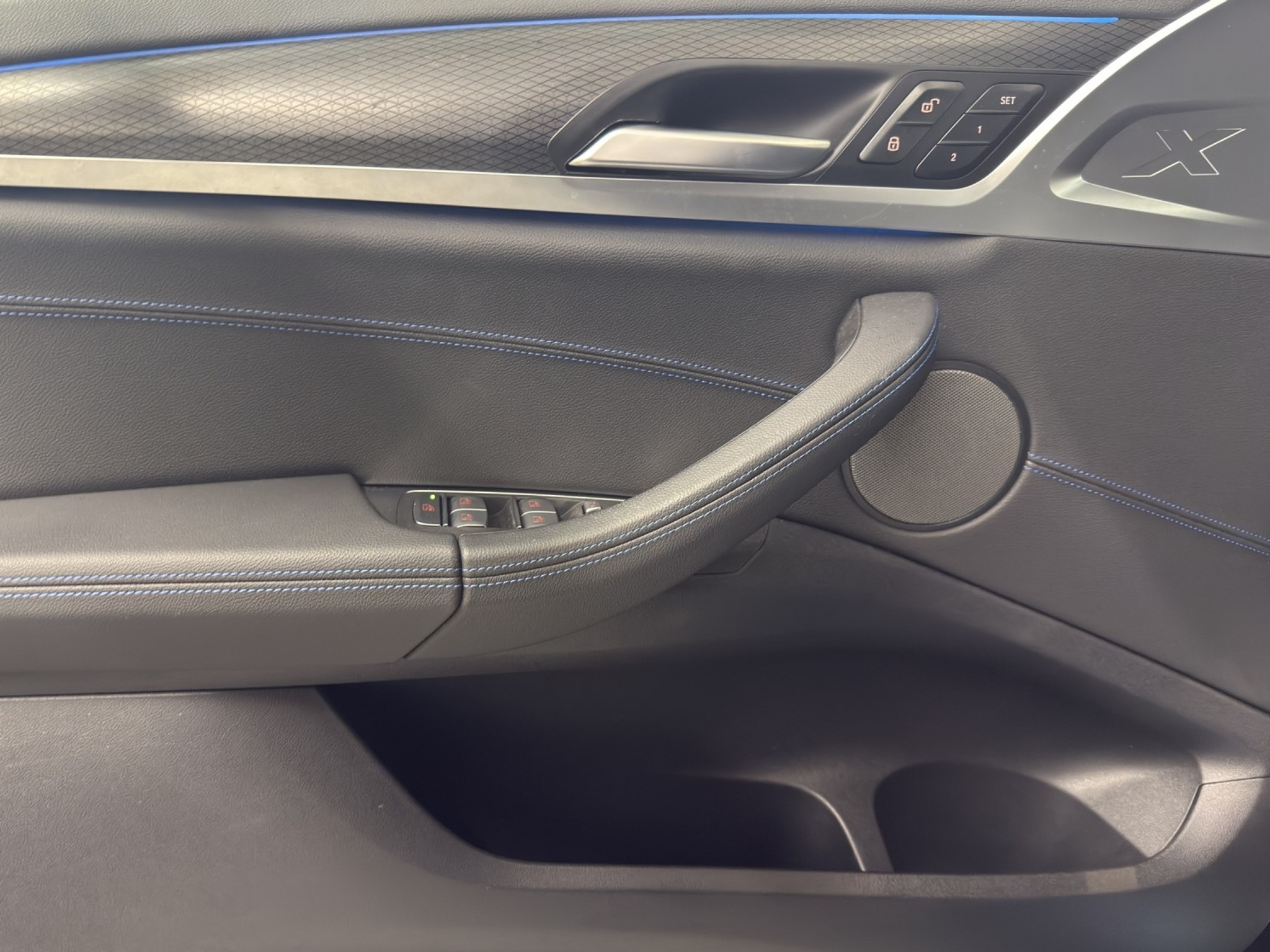 listing desktop thumbnail image 14