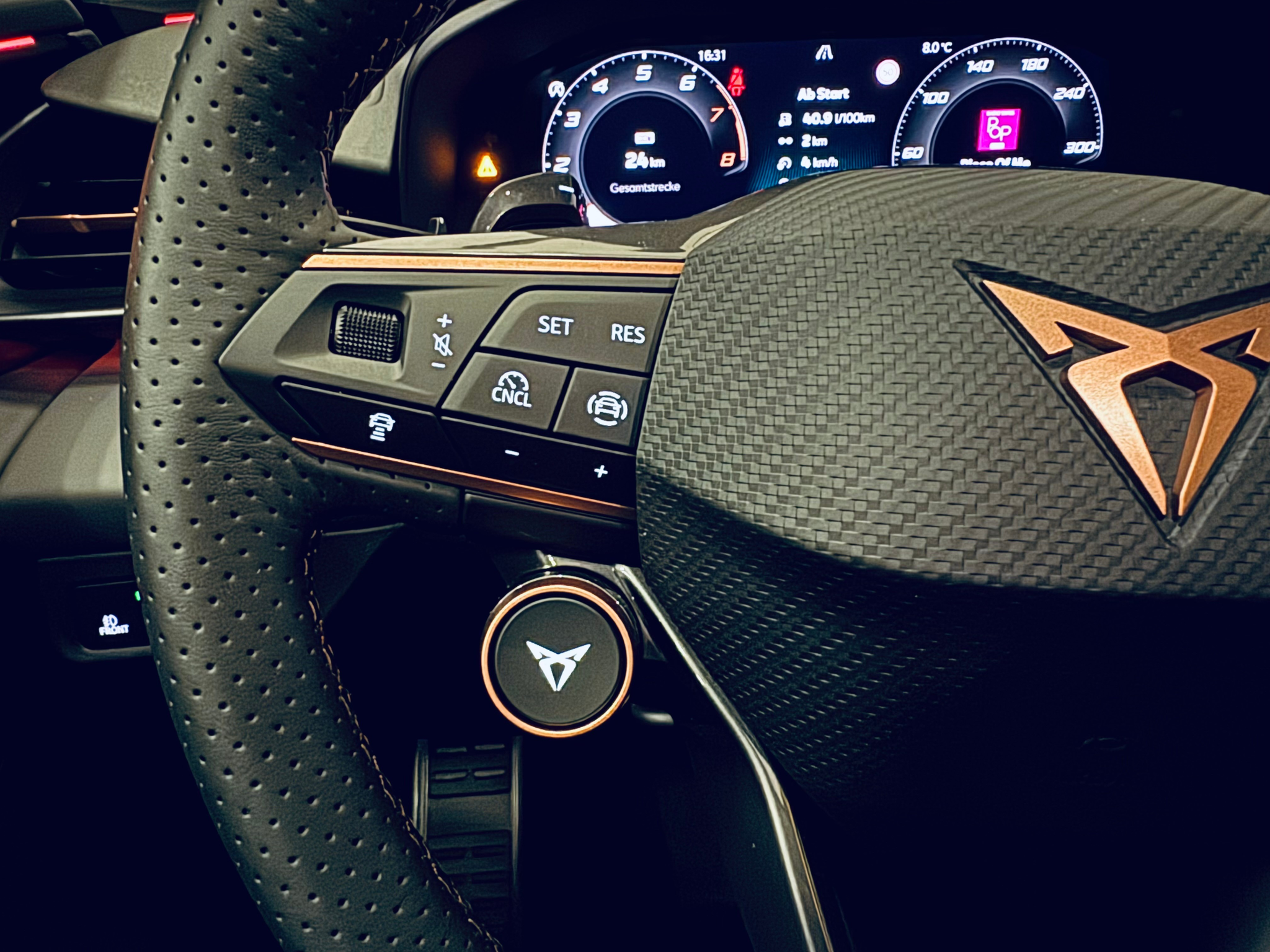 listing desktop thumbnail image 28