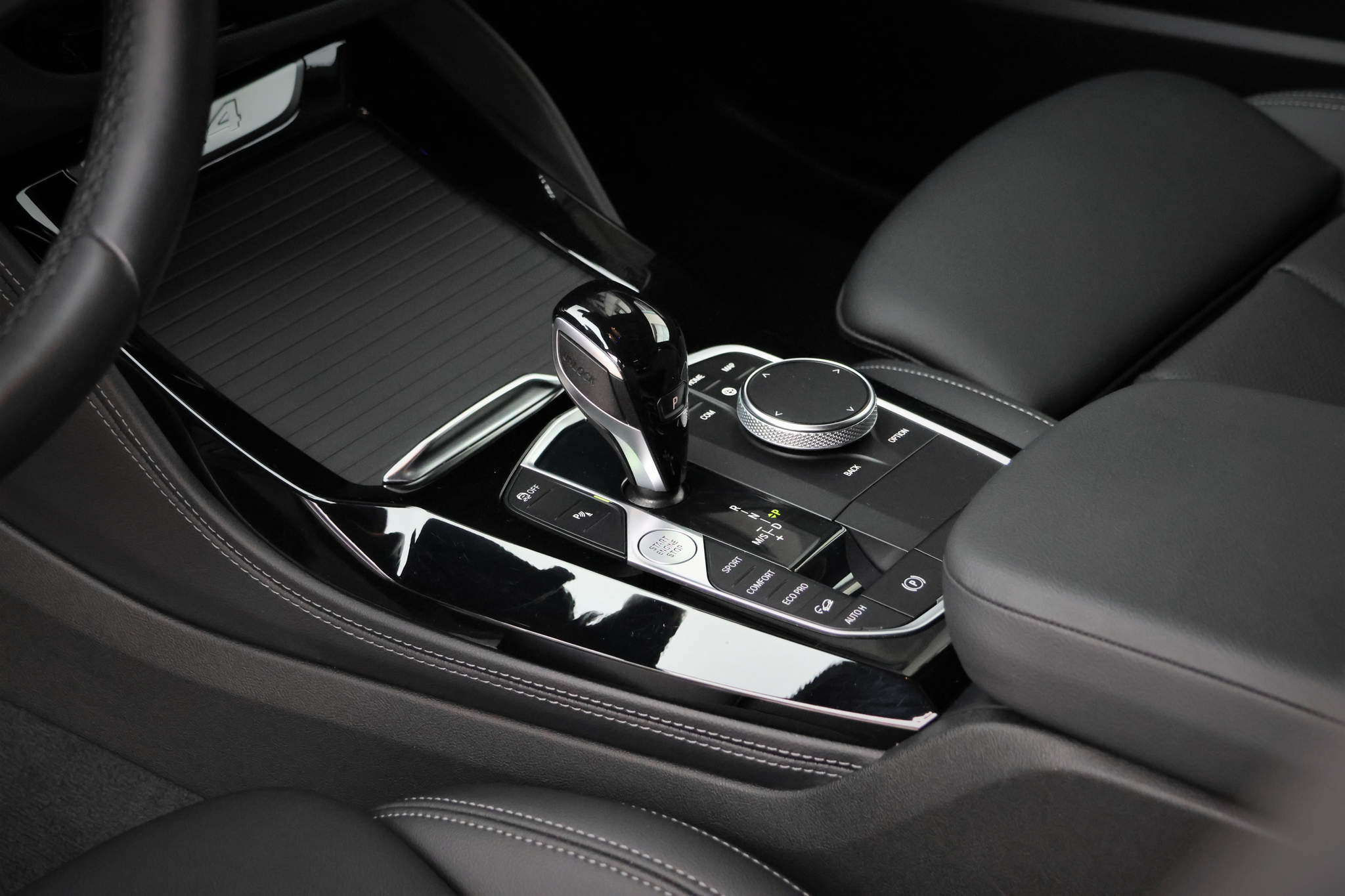 listing desktop thumbnail image 10