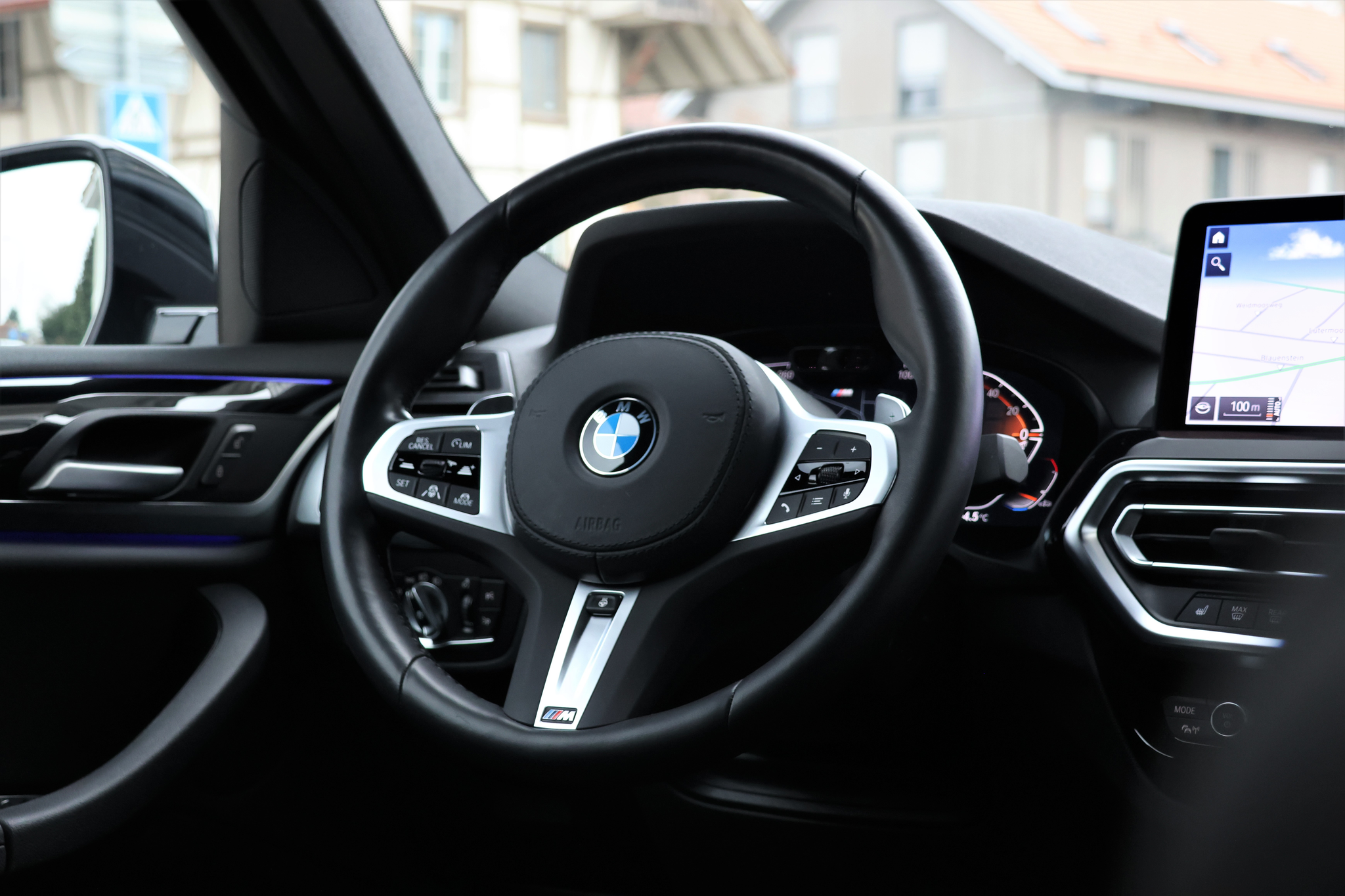 listing desktop thumbnail image 13