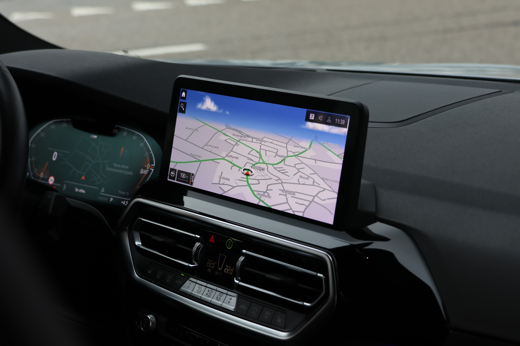 listing desktop thumbnail image 18