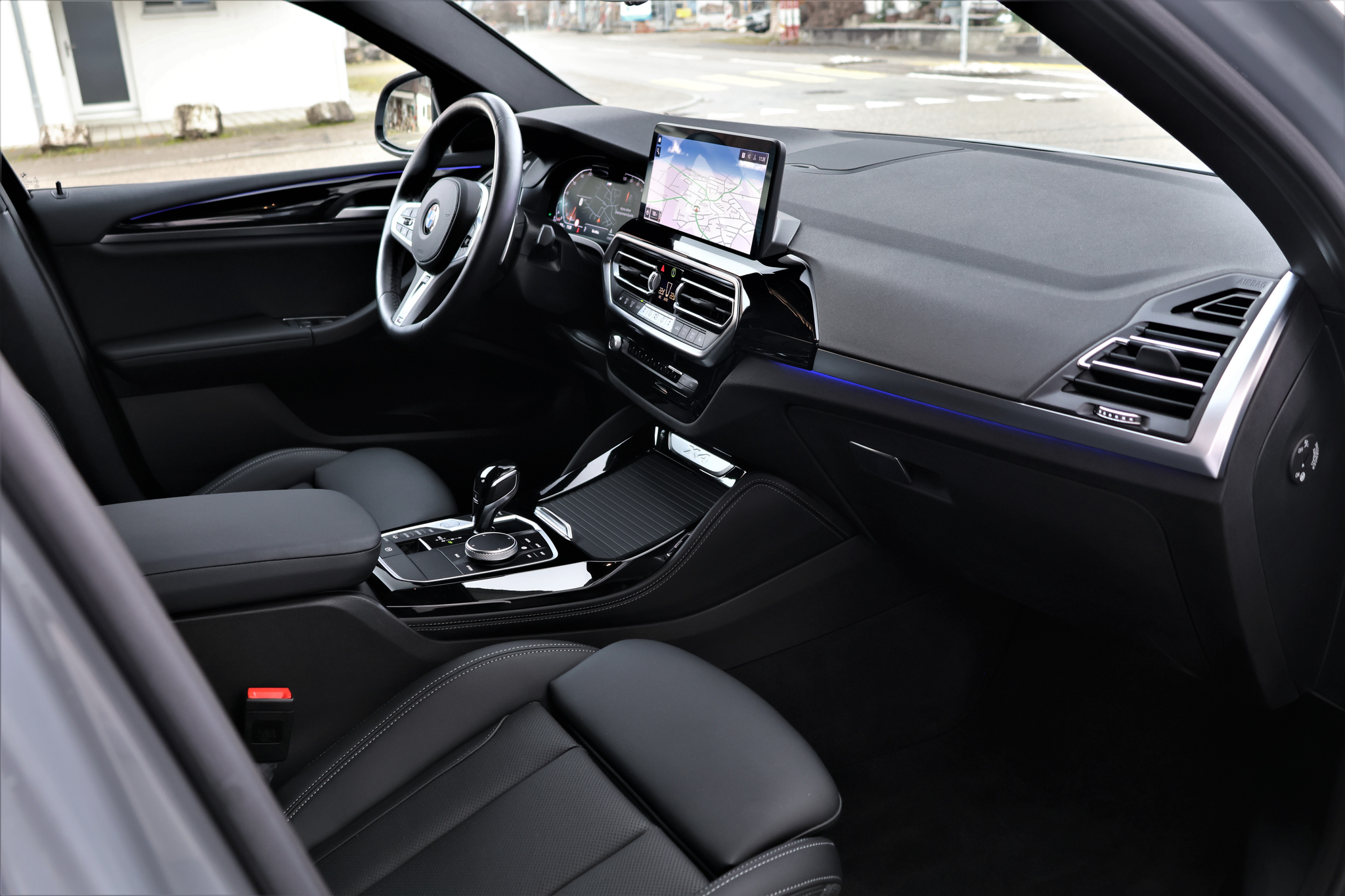 listing desktop thumbnail image 17