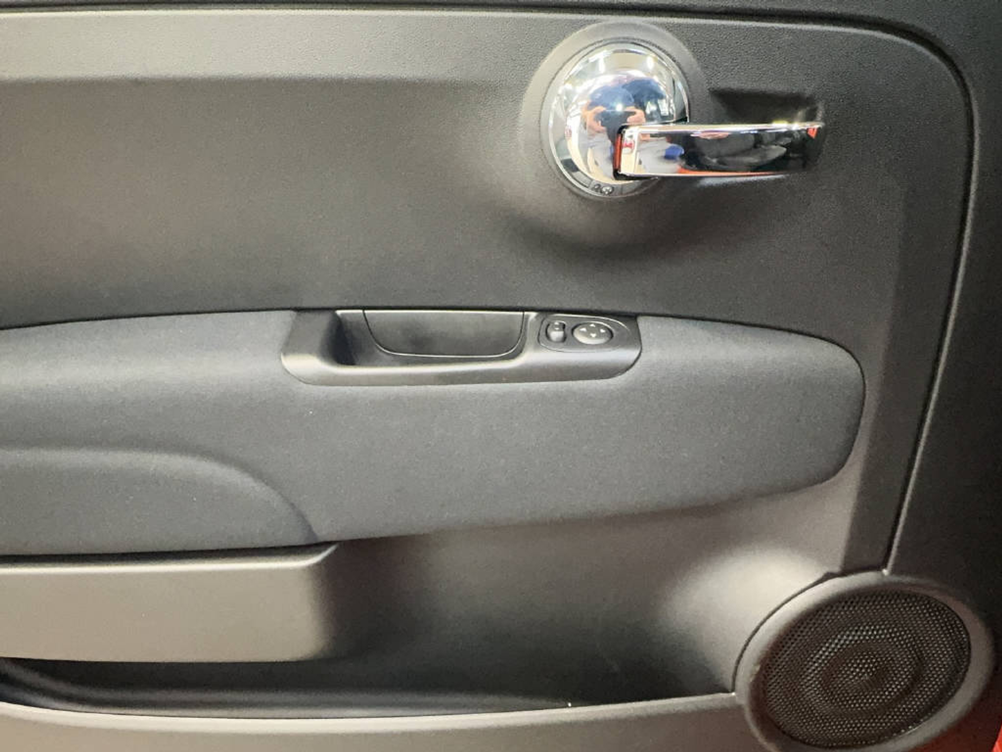 listing desktop thumbnail image 11