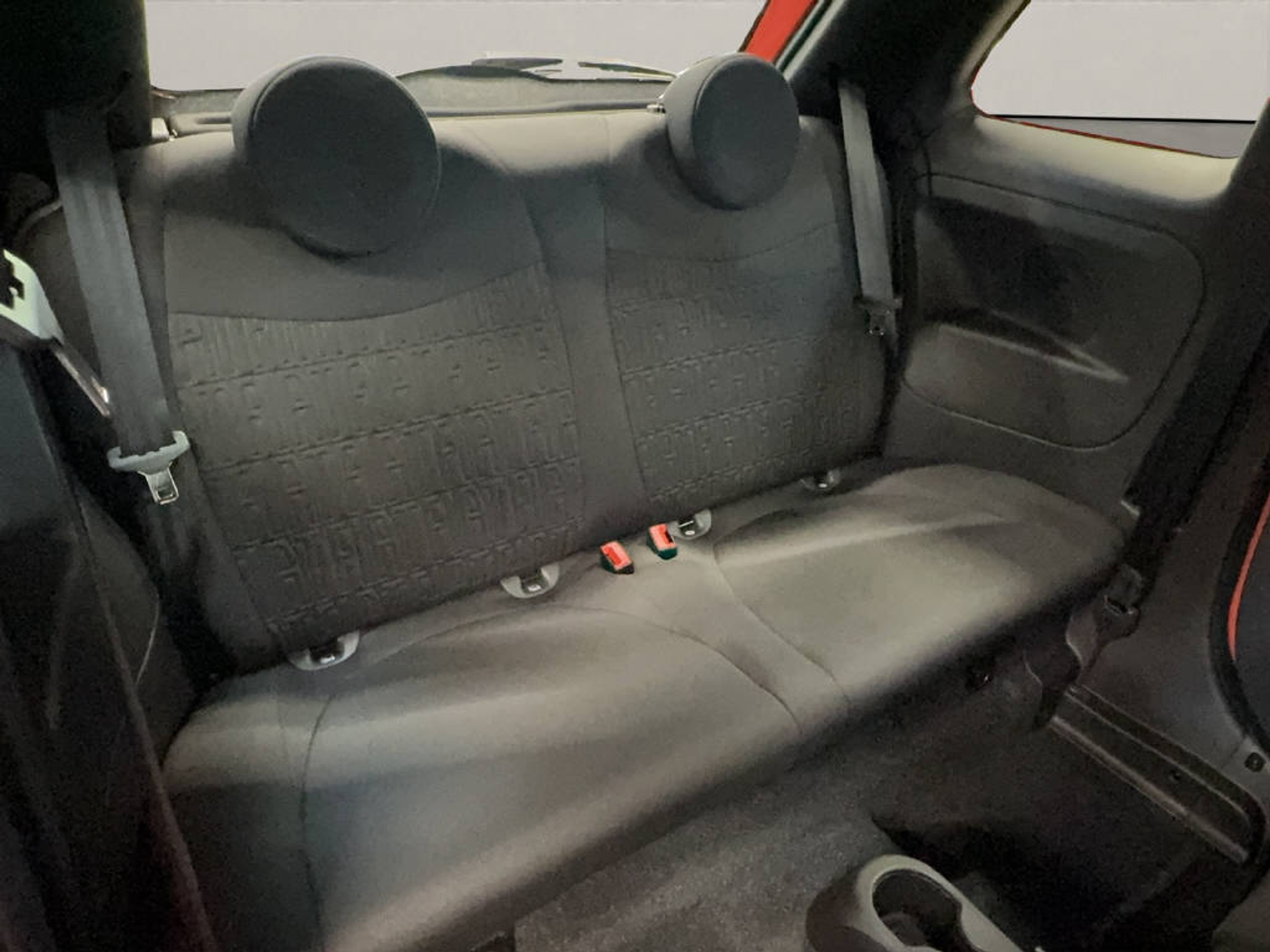 listing desktop thumbnail image 9