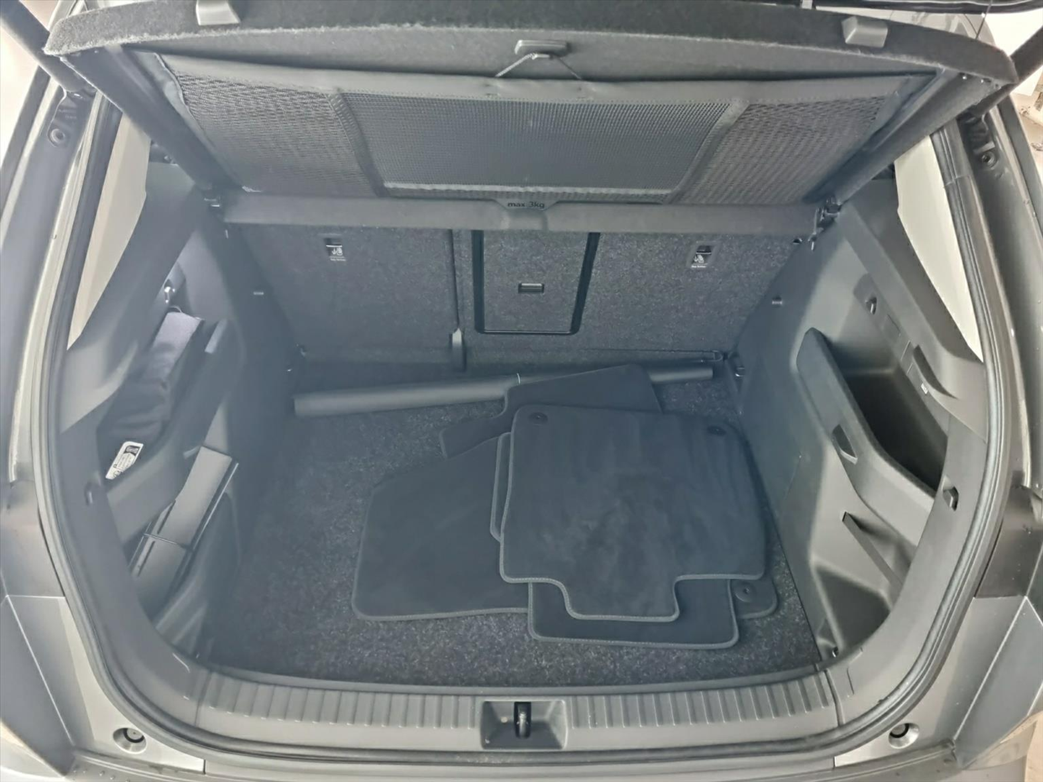 listing desktop thumbnail image 13