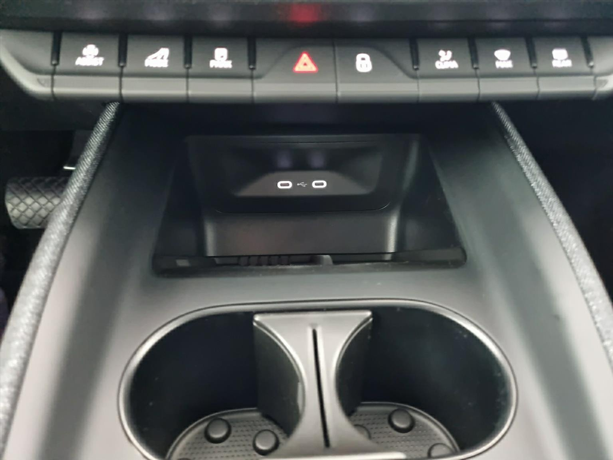 listing desktop thumbnail image 11