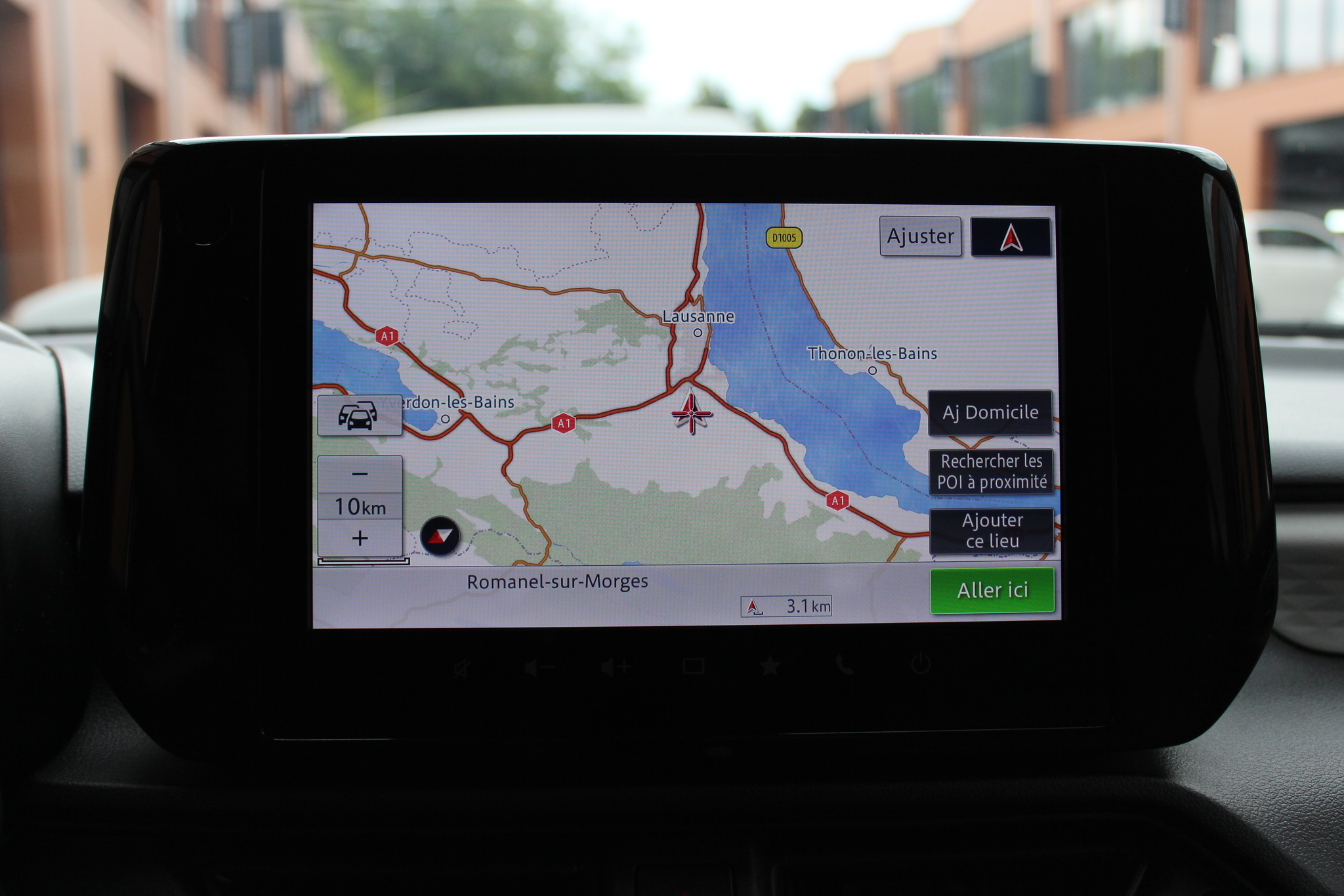 listing desktop thumbnail image 14