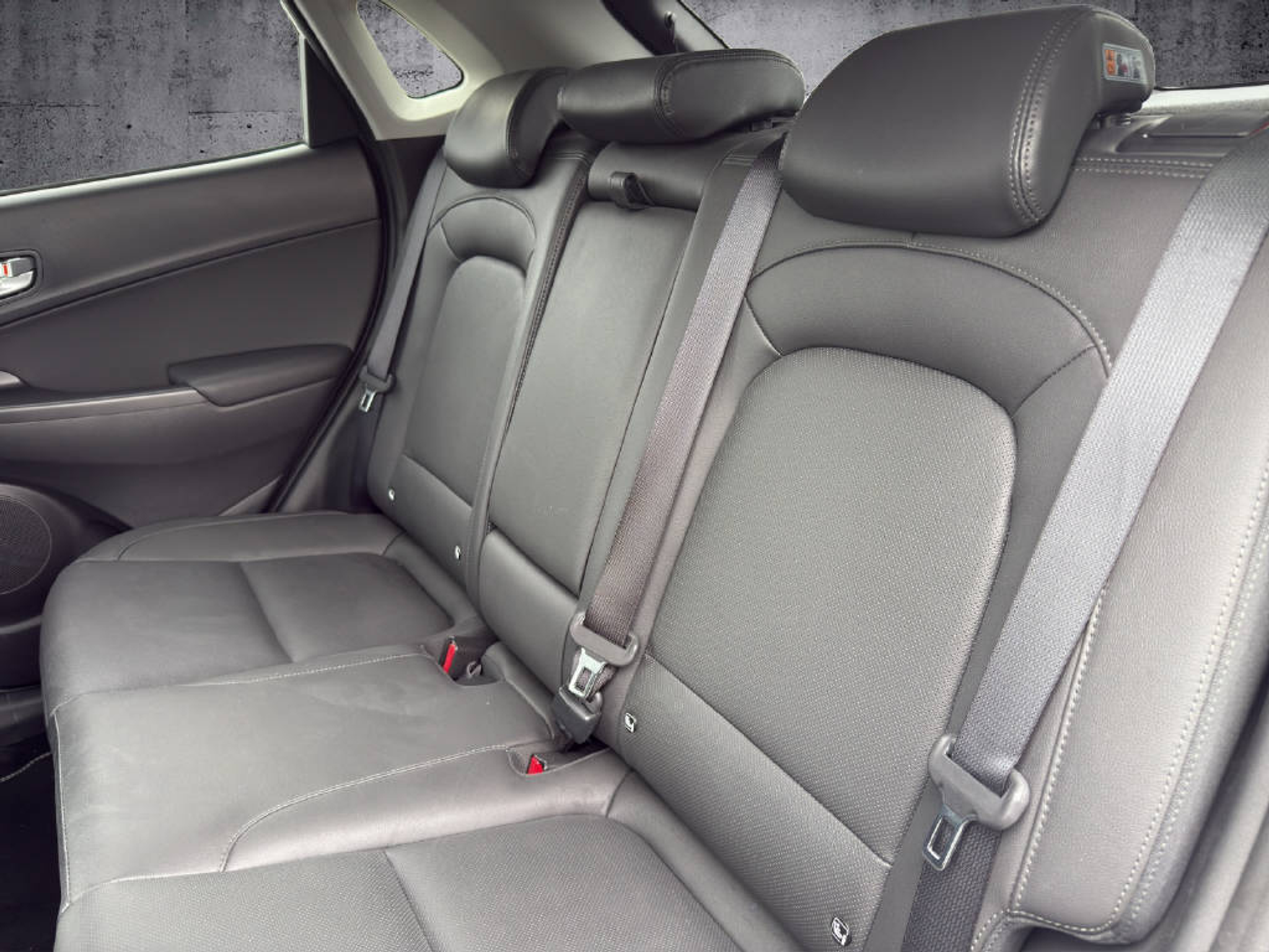 listing desktop thumbnail image 9