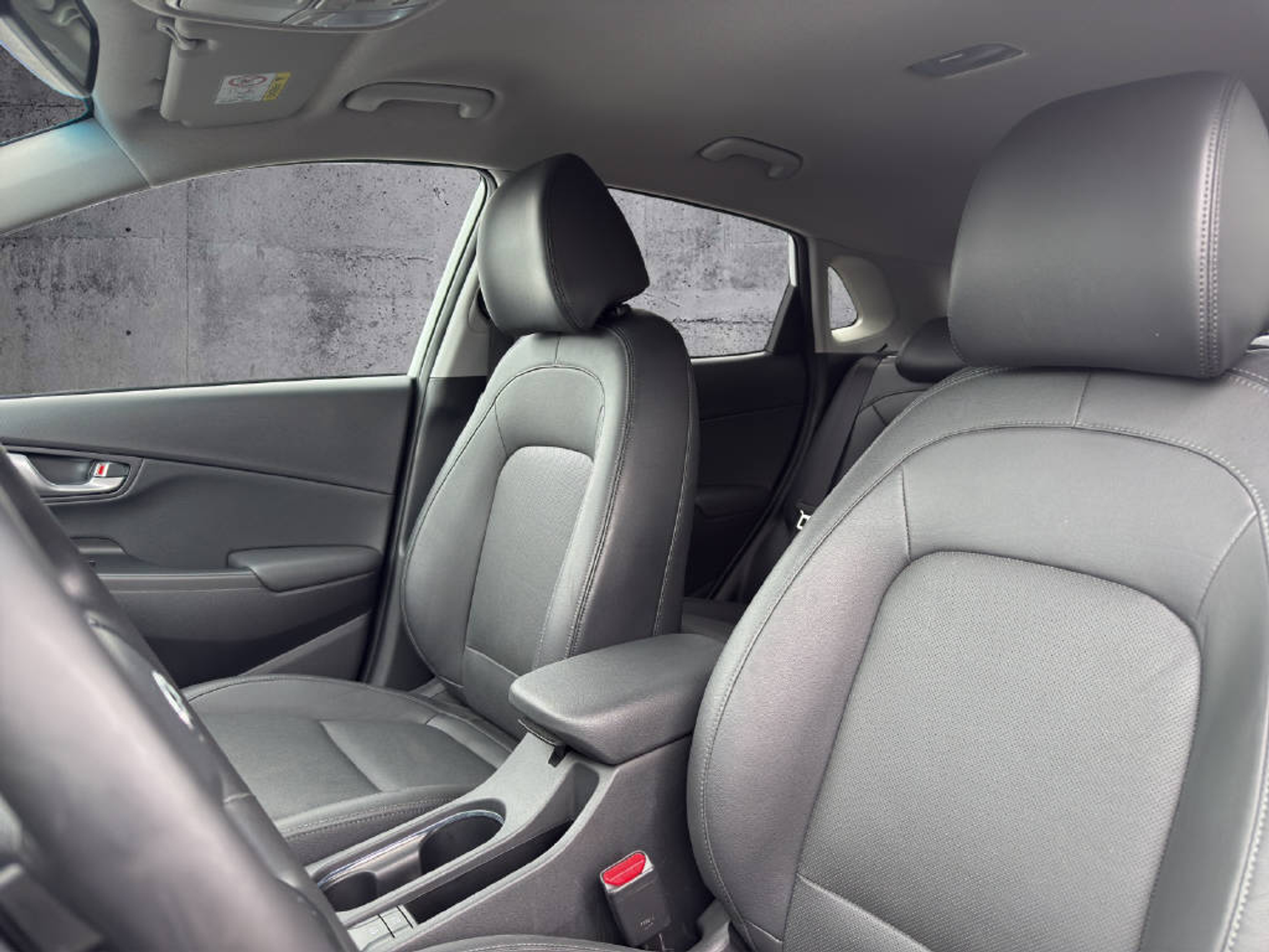 listing desktop thumbnail image 12