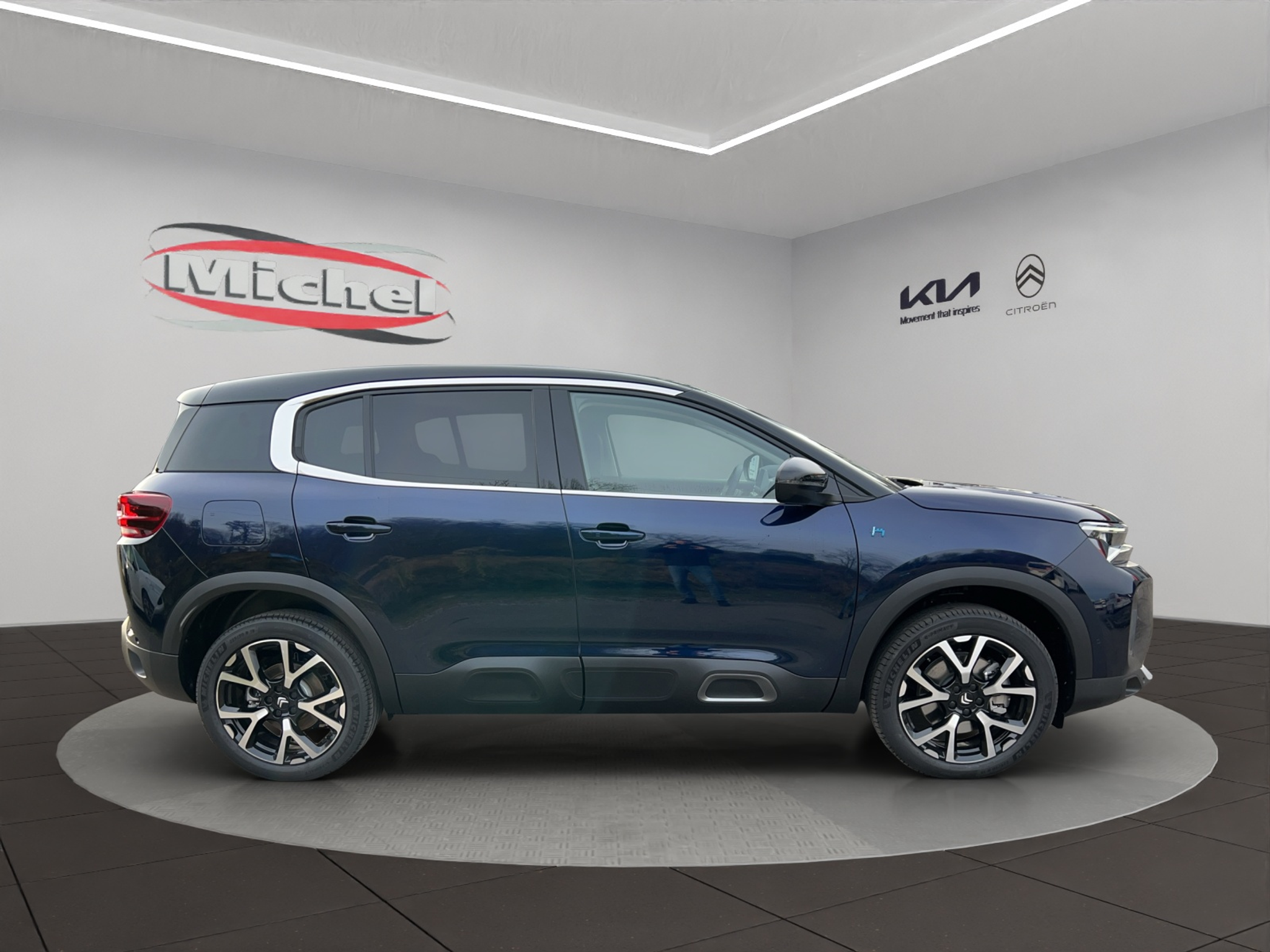 listing desktop thumbnail image 3