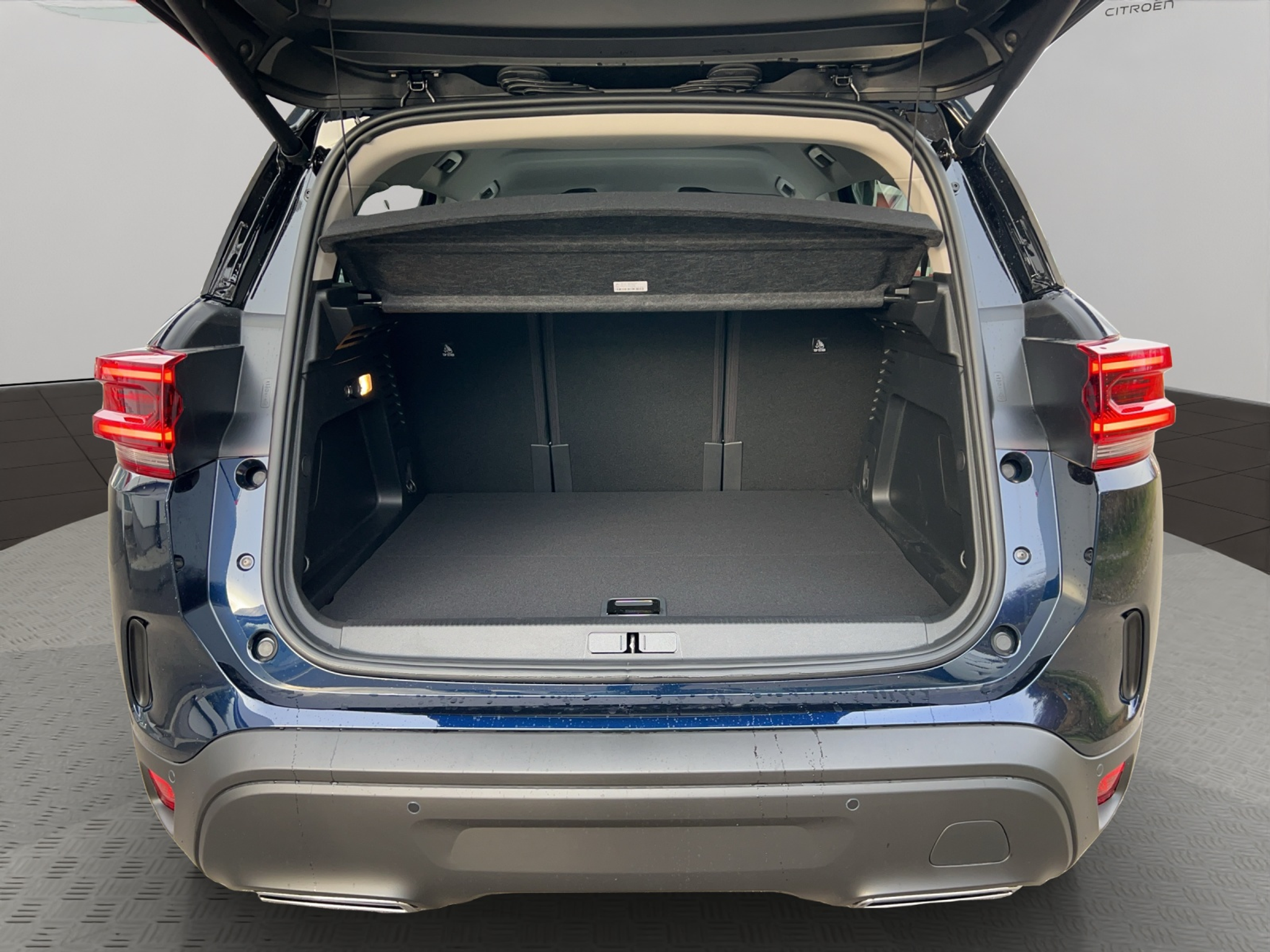 listing desktop thumbnail image 14