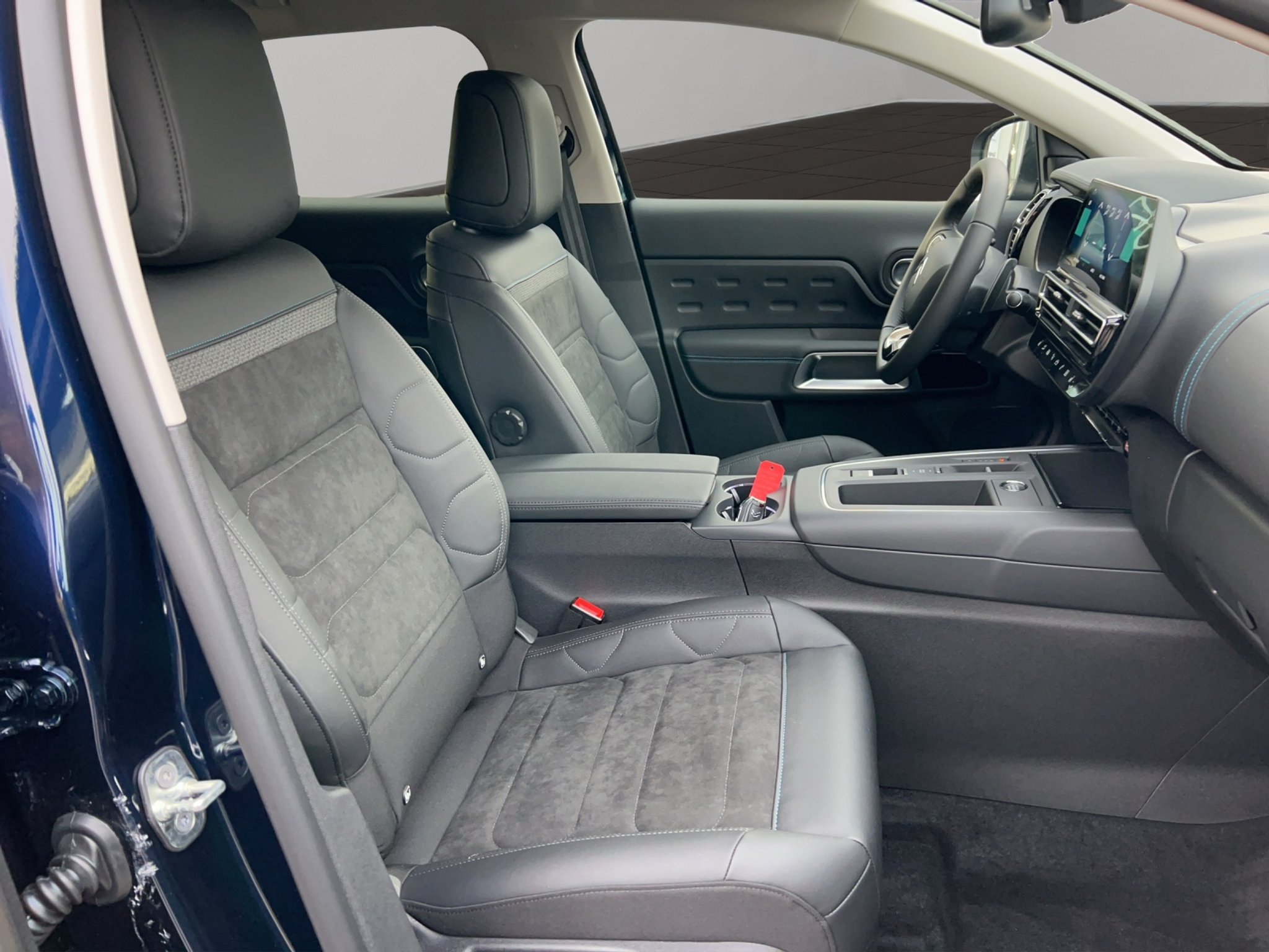 listing desktop thumbnail image 9