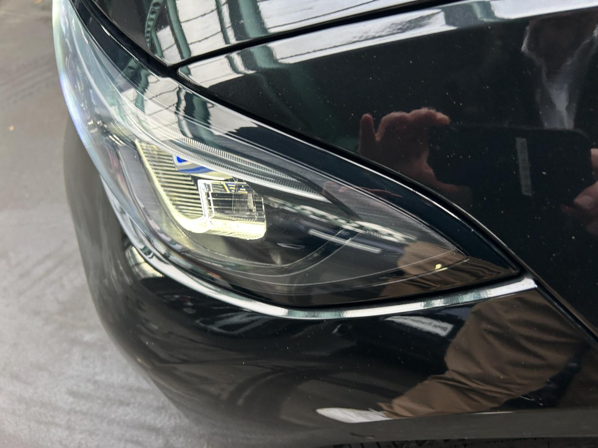 listing desktop thumbnail image 25