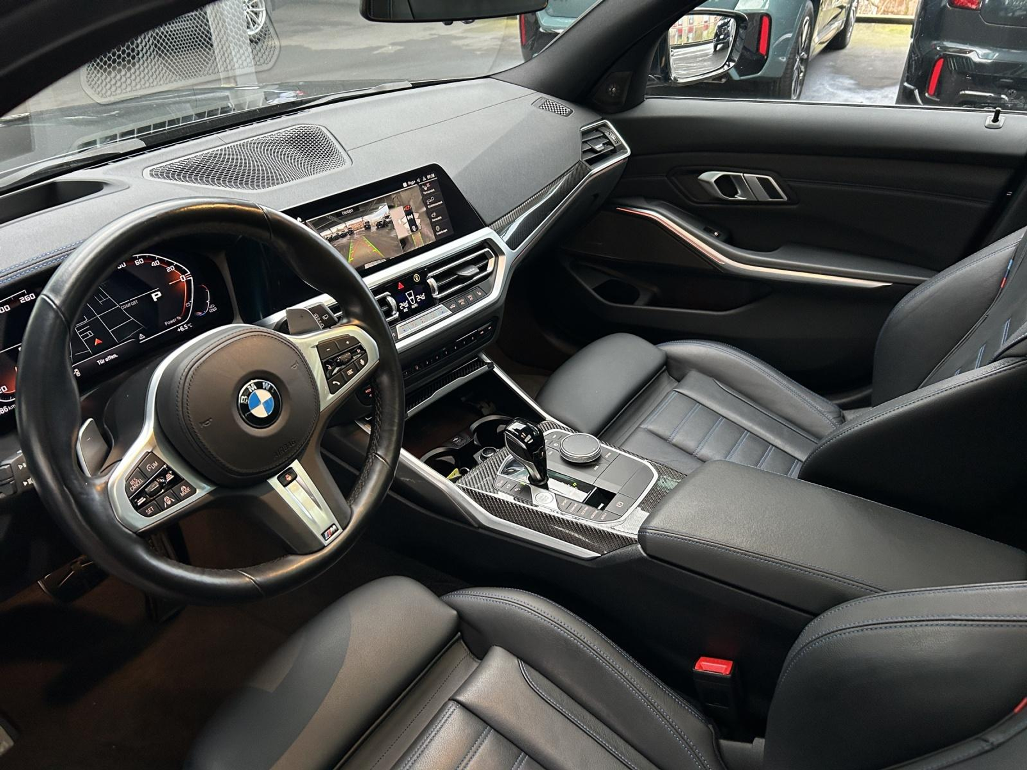 listing desktop thumbnail image 24