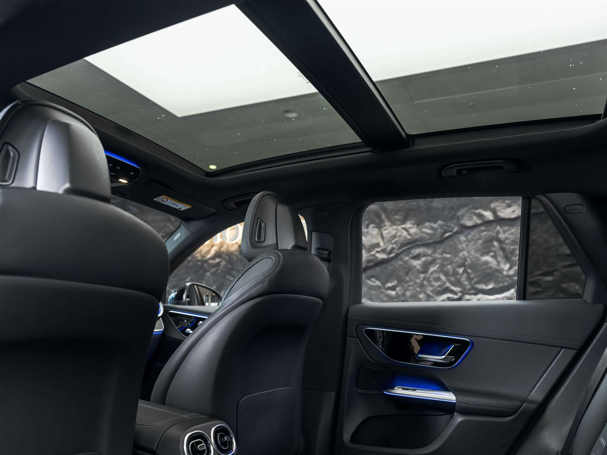 listing desktop thumbnail image 14