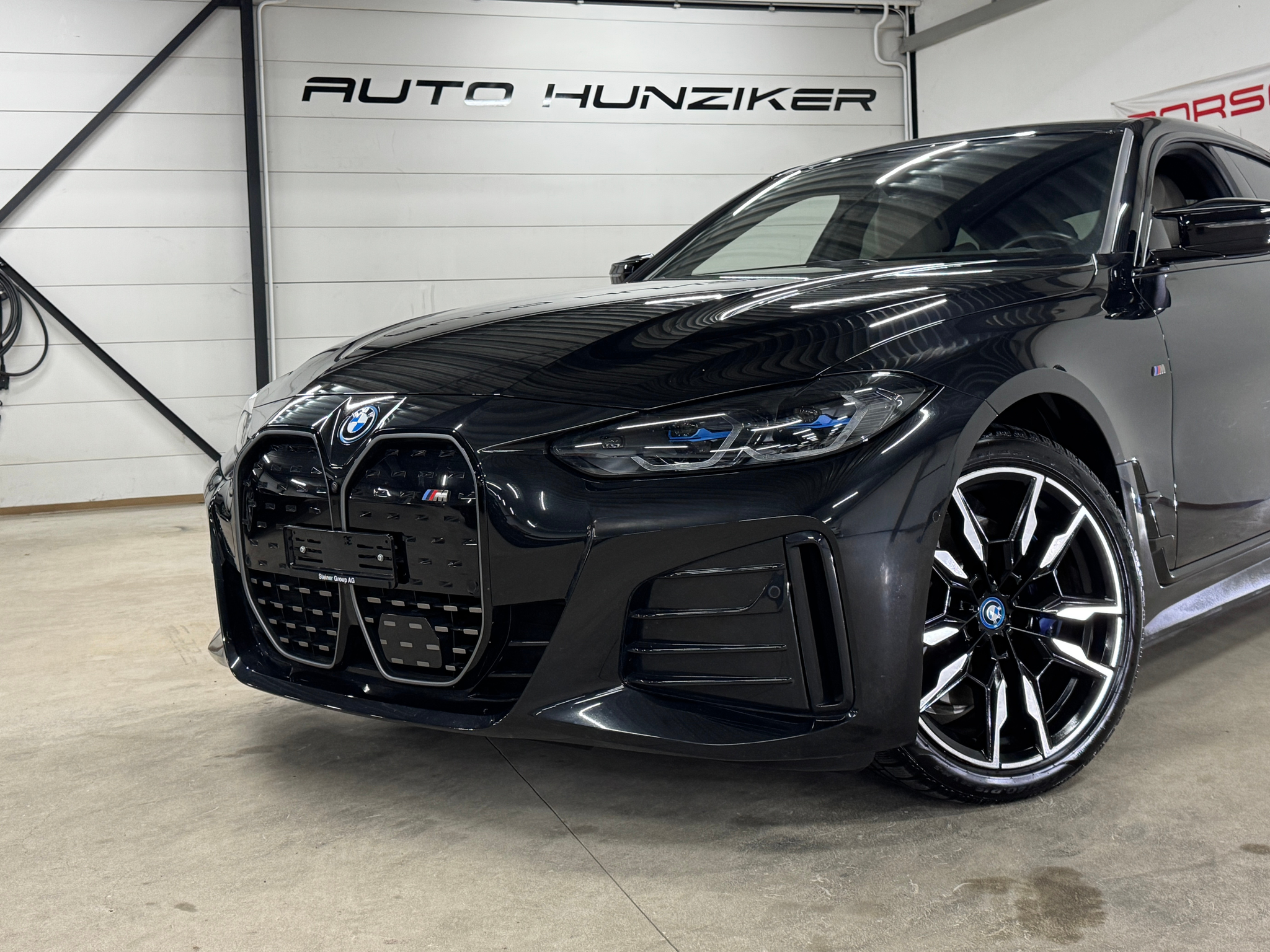 listing desktop thumbnail image 1