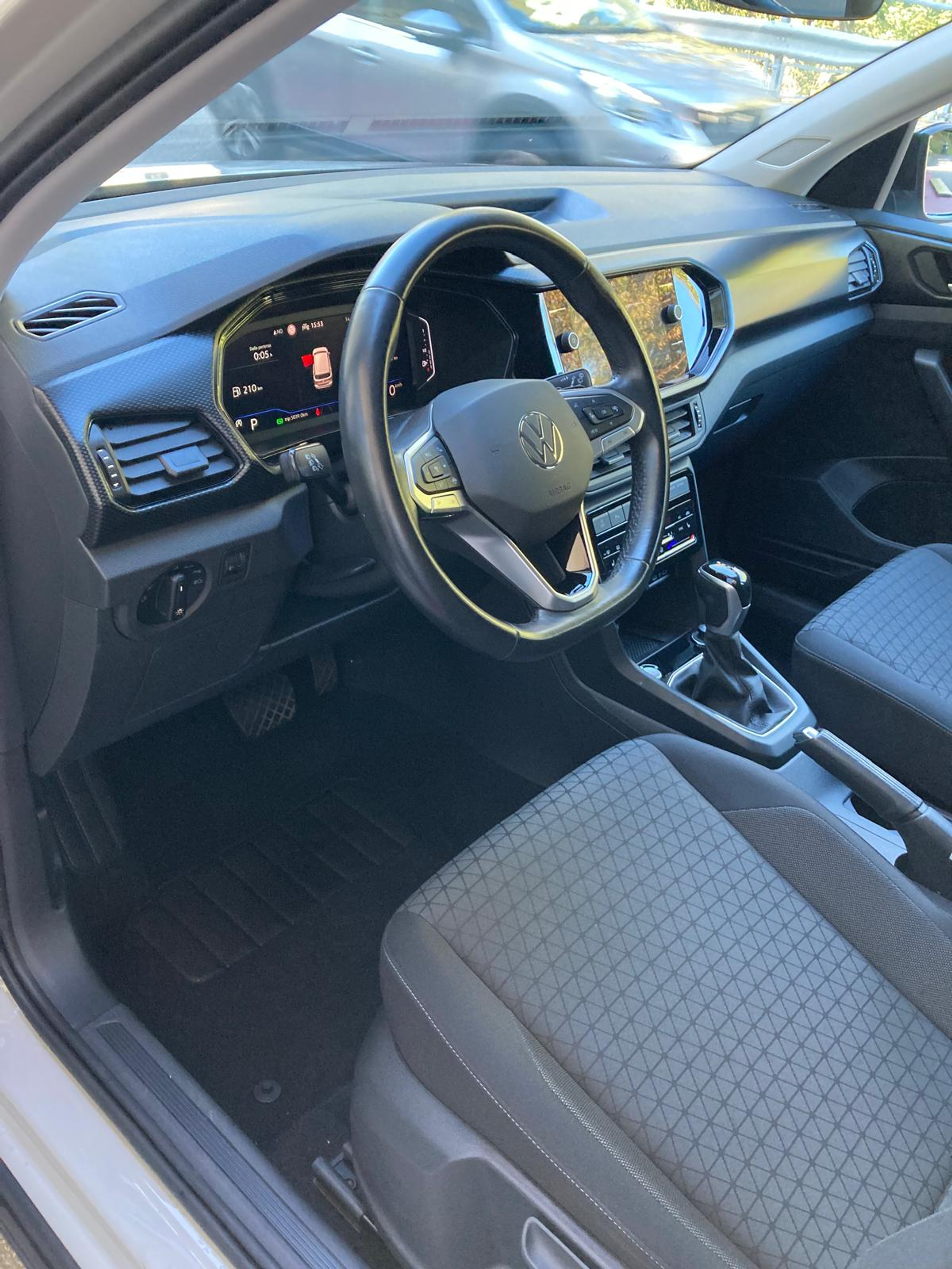 listing desktop thumbnail image 11