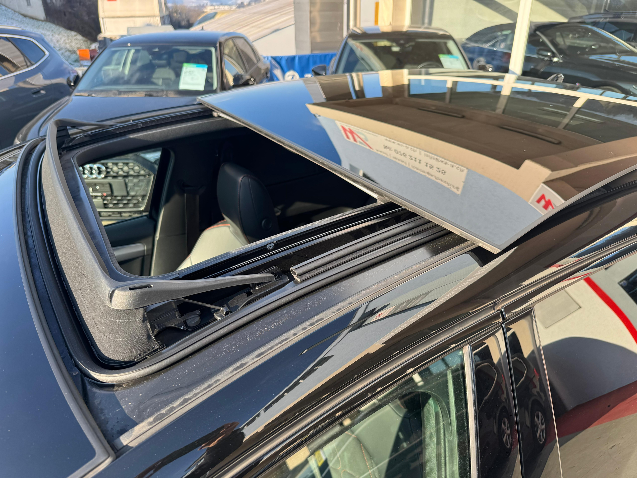 listing desktop thumbnail image 24