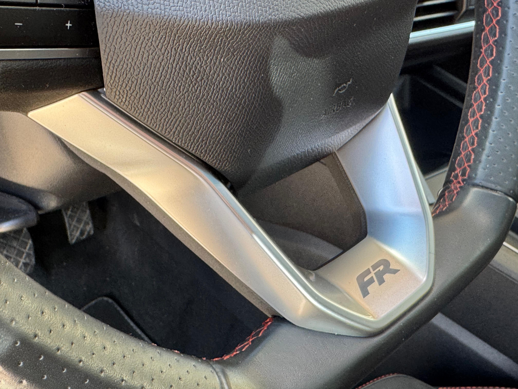 listing desktop thumbnail image 26