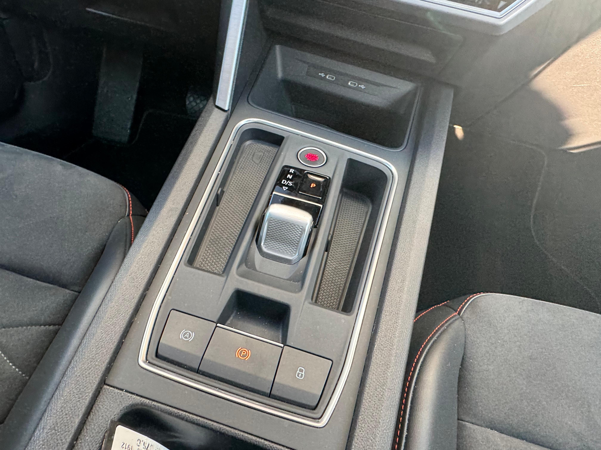 listing desktop thumbnail image 17