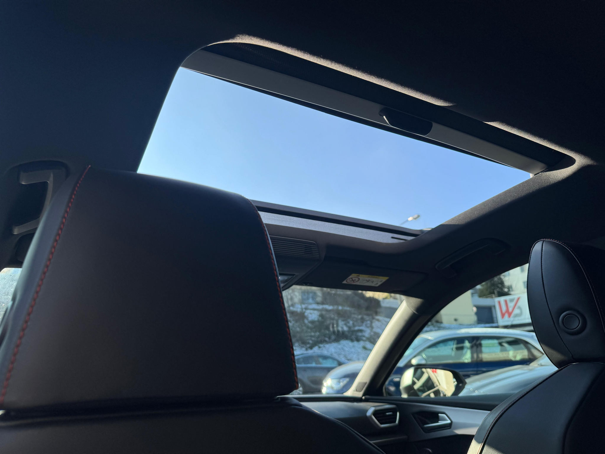 listing desktop thumbnail image 18