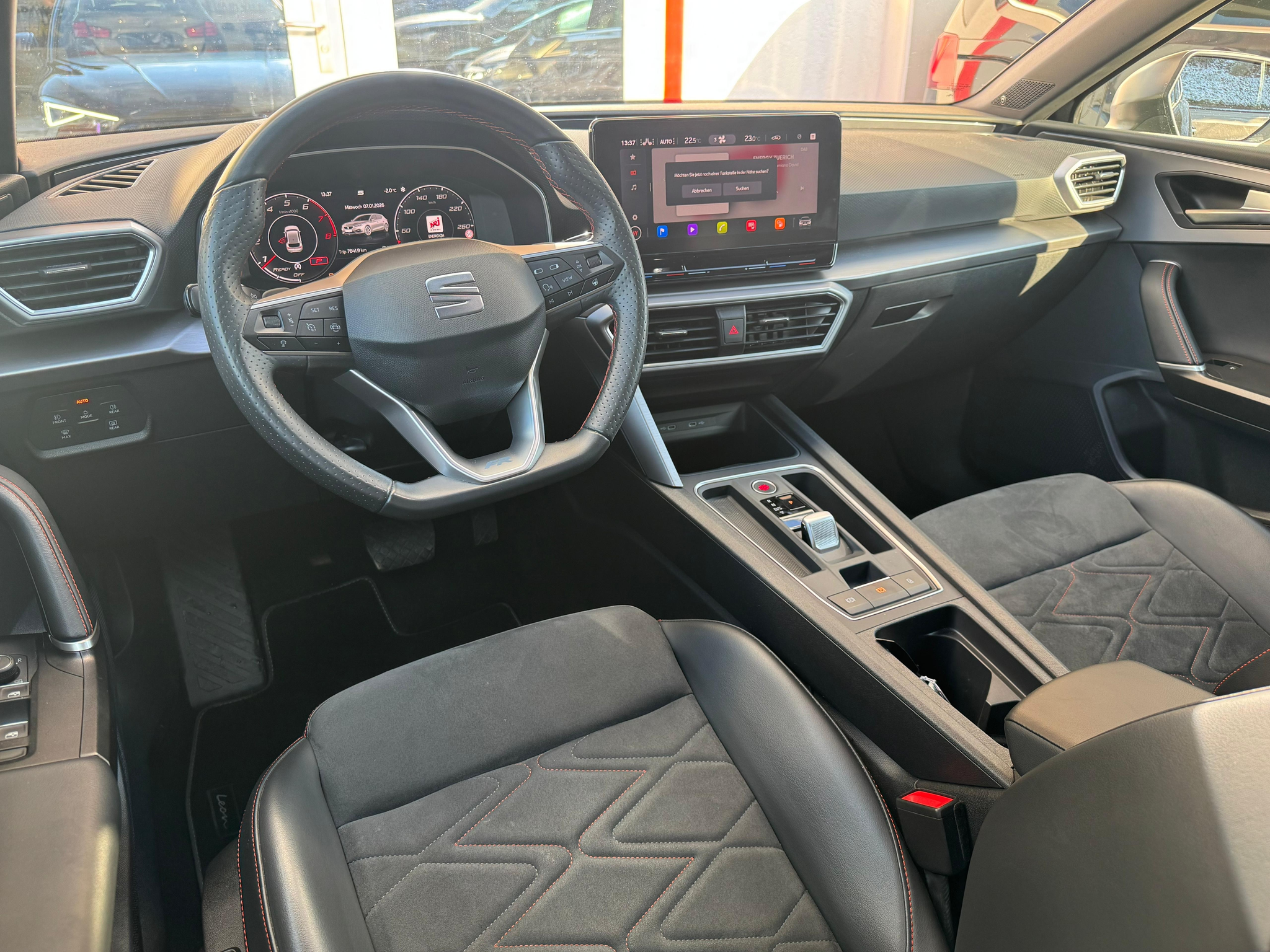 listing desktop thumbnail image 11