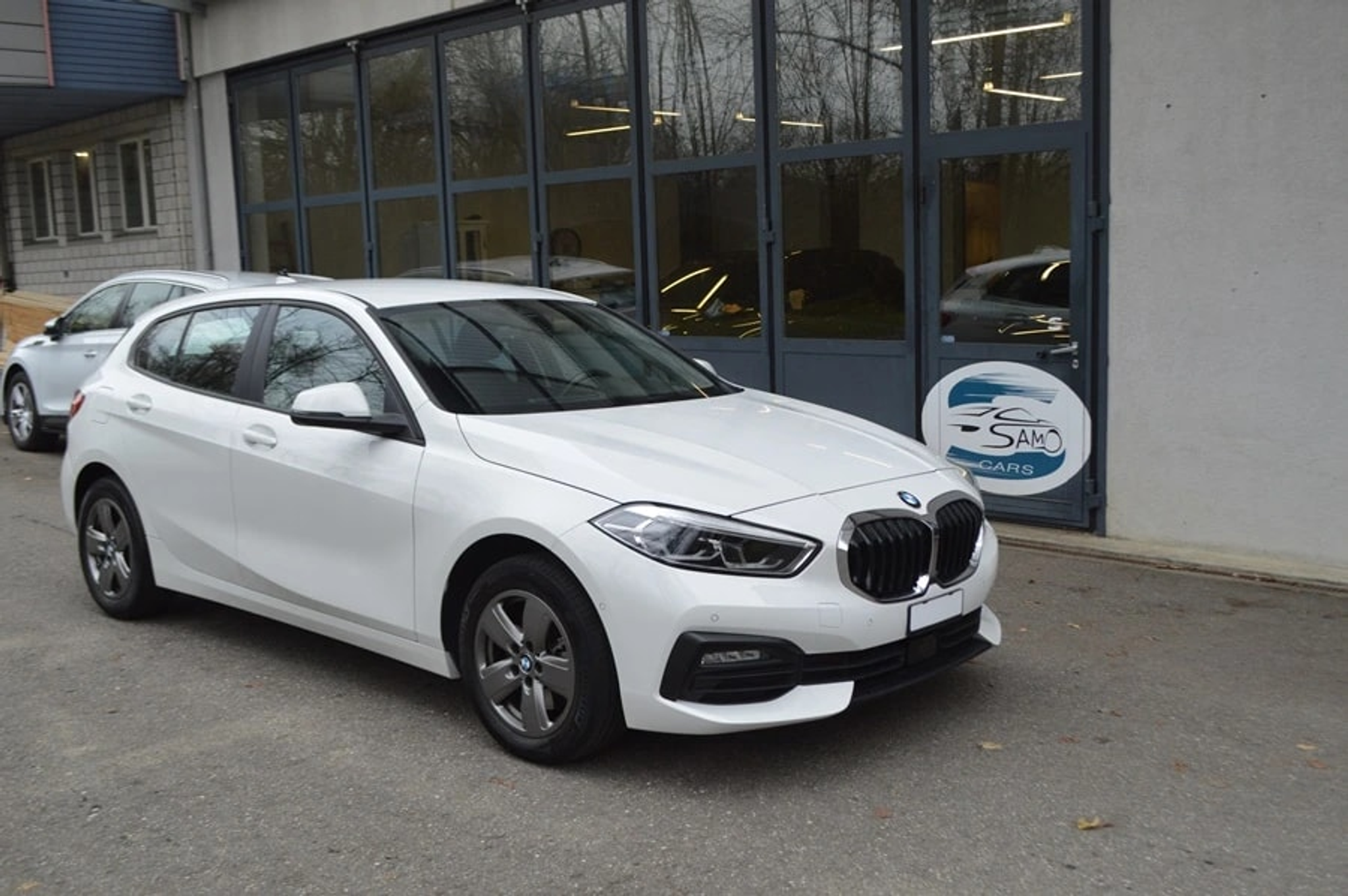 listing desktop thumbnail image 14