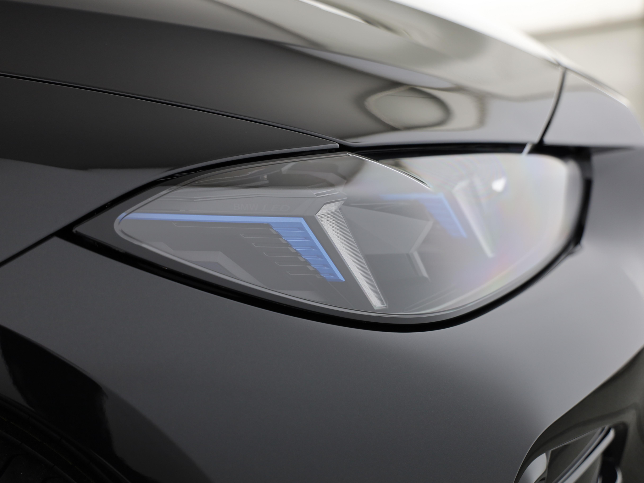 listing desktop thumbnail image 5