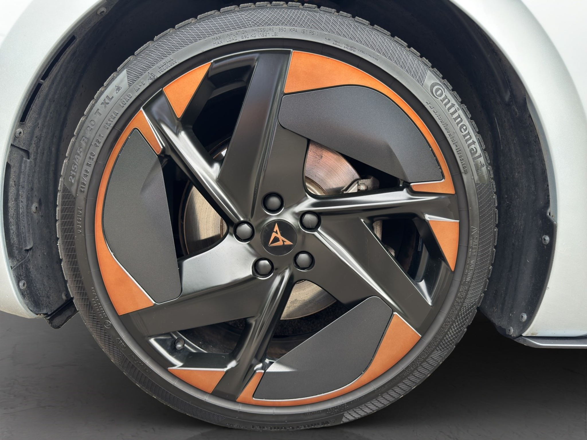 listing desktop thumbnail image 11