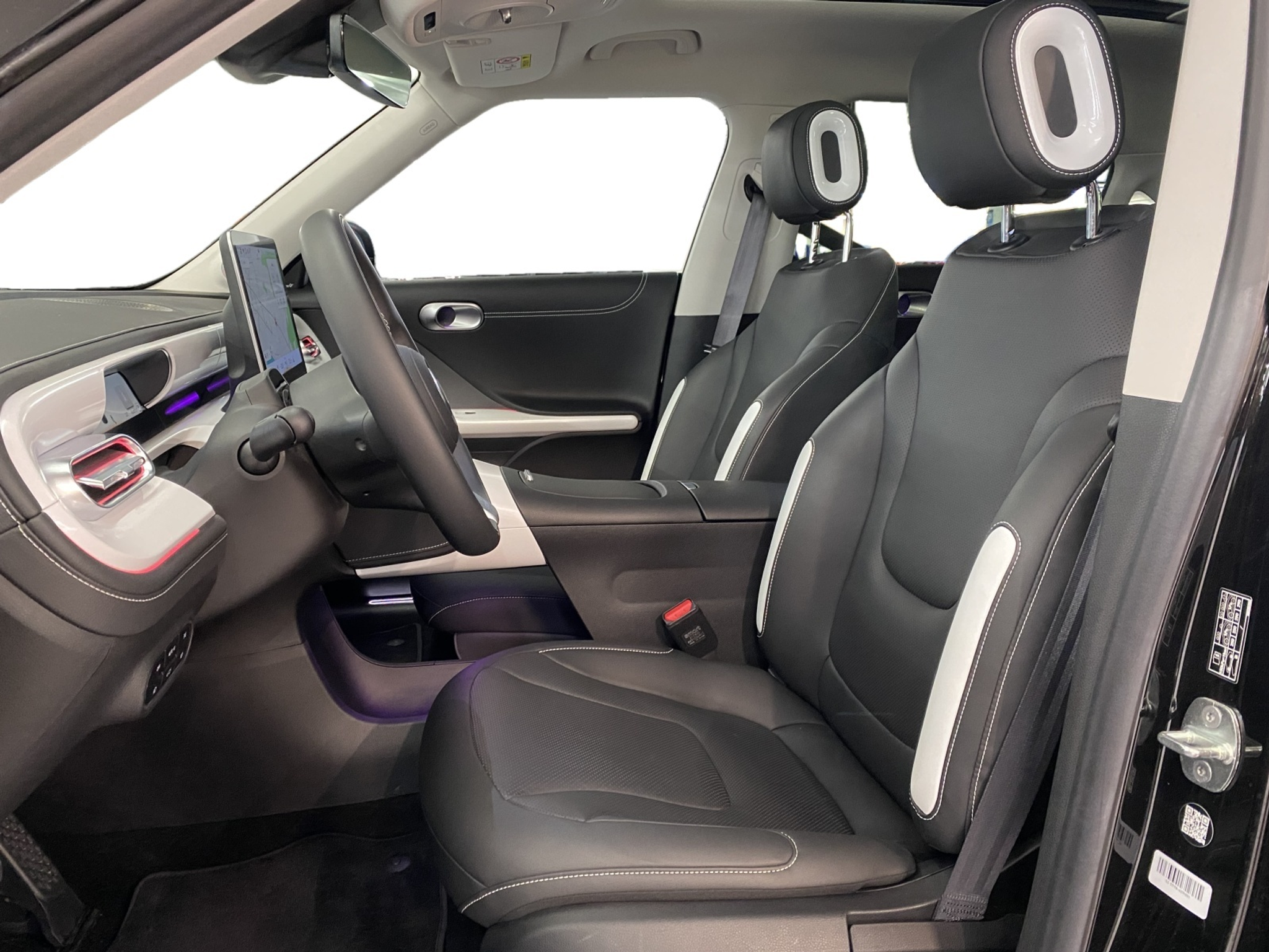 listing desktop thumbnail image 6