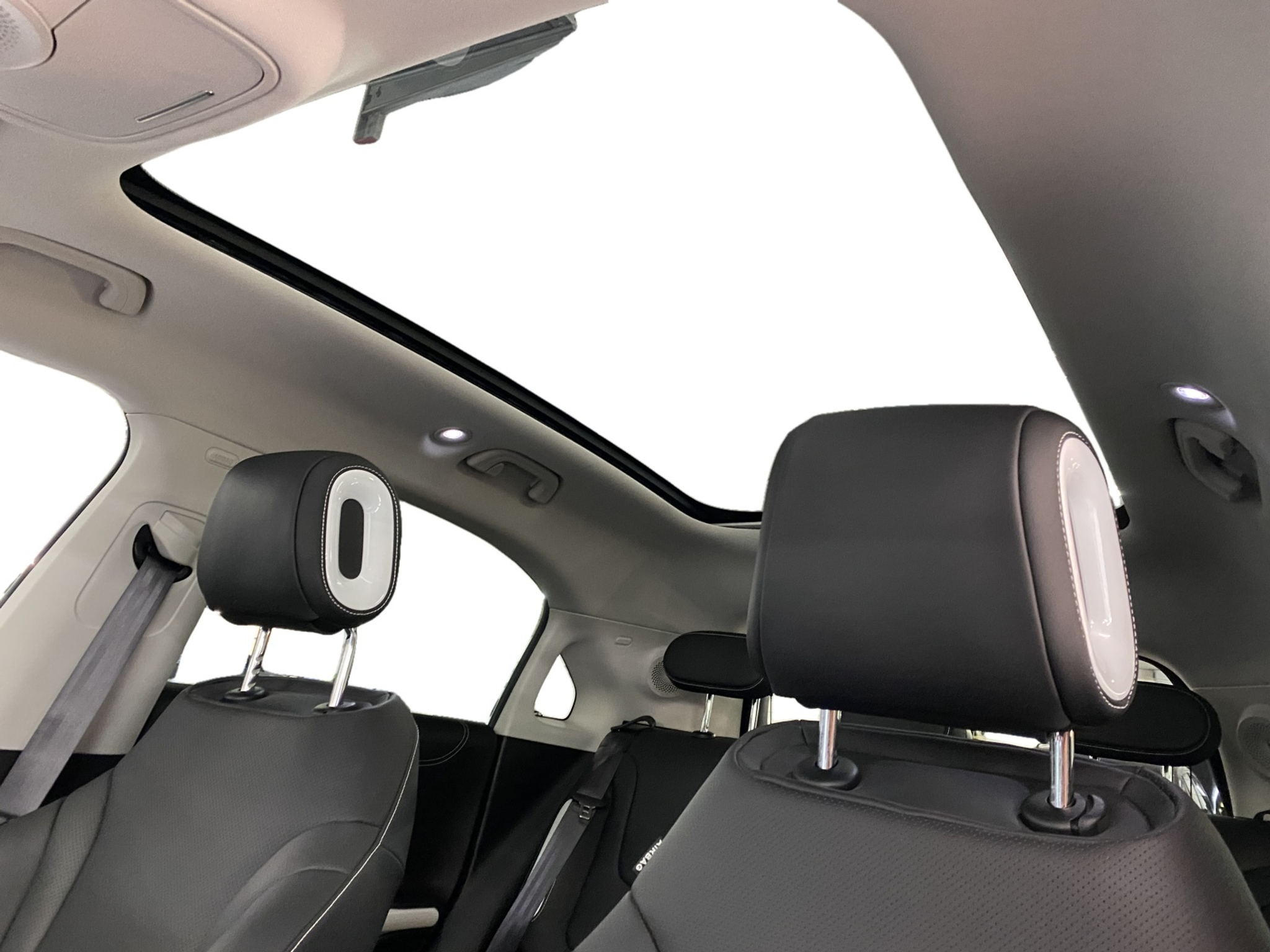 listing desktop thumbnail image 11