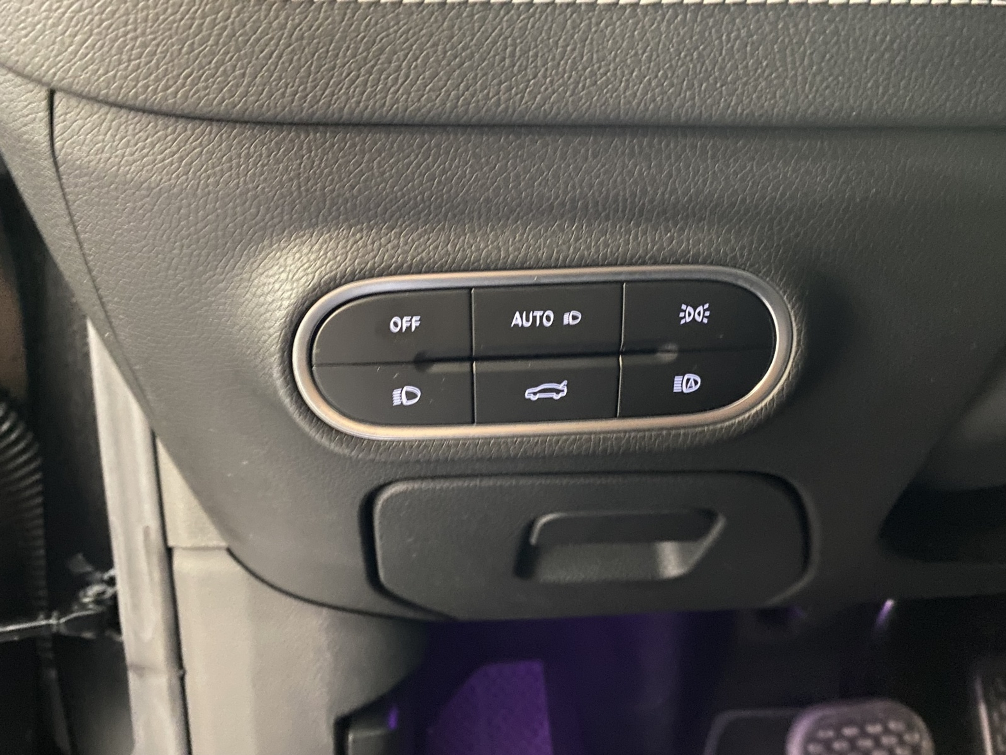 listing desktop thumbnail image 10