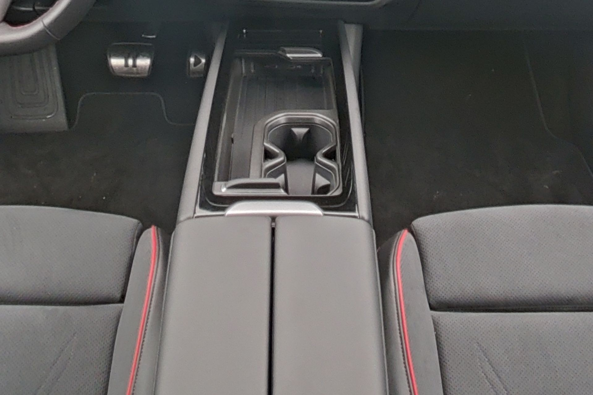 listing desktop thumbnail image 8