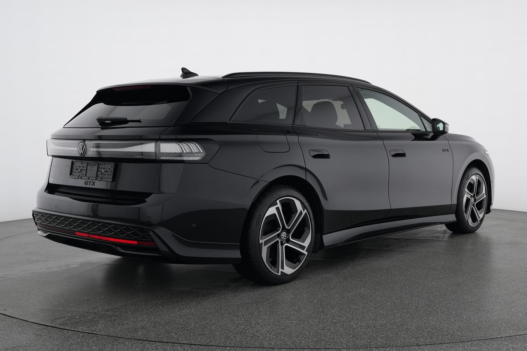 listing desktop thumbnail image 4