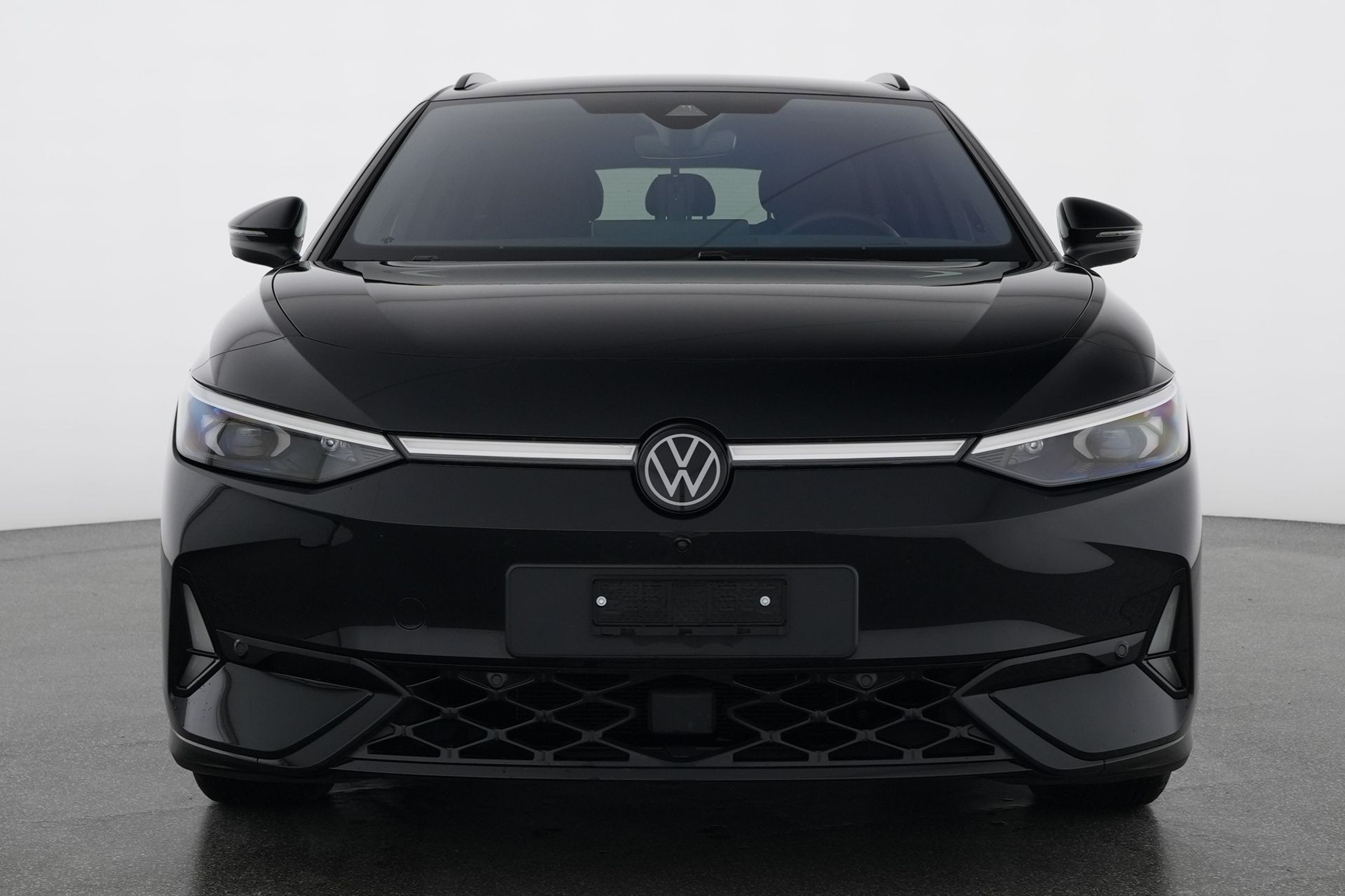 listing desktop thumbnail image 1