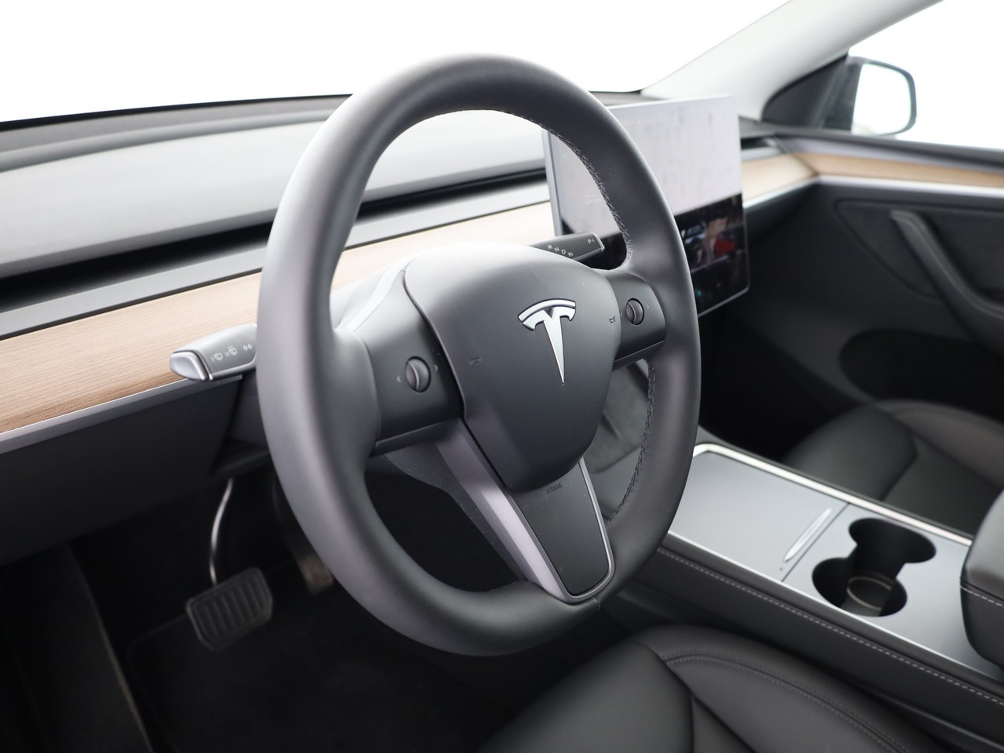 listing desktop thumbnail image 5