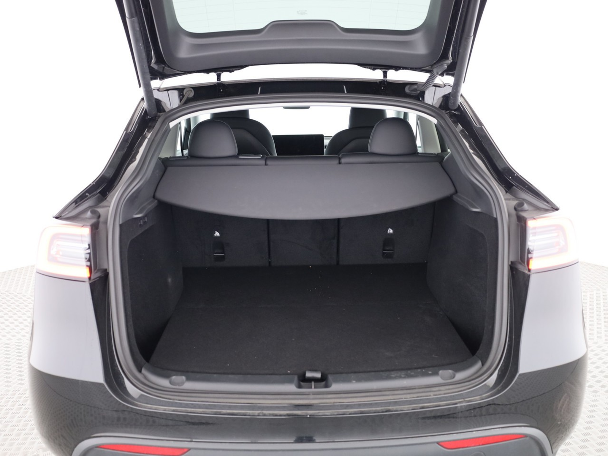 listing desktop thumbnail image 11