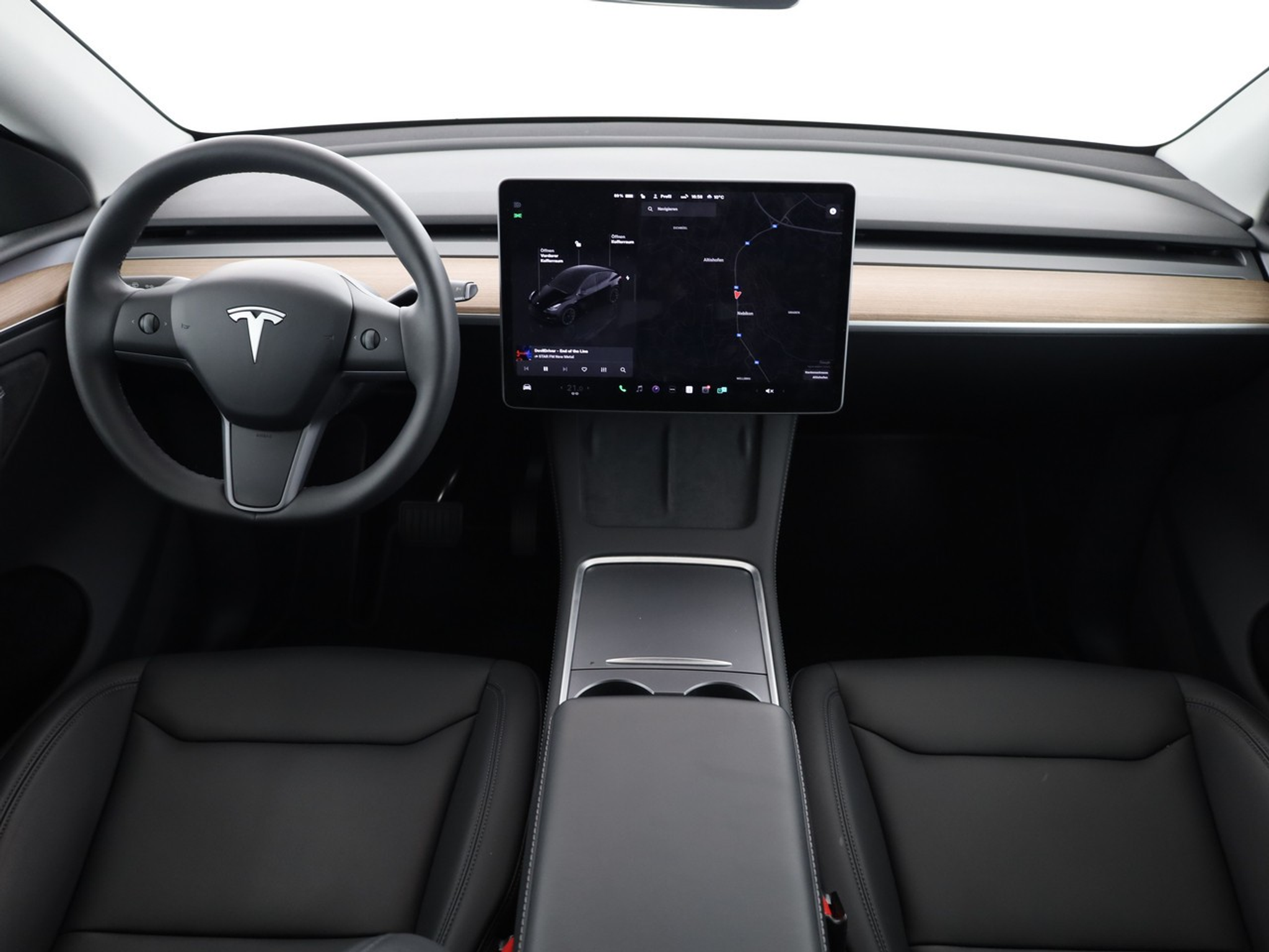 listing desktop thumbnail image 4