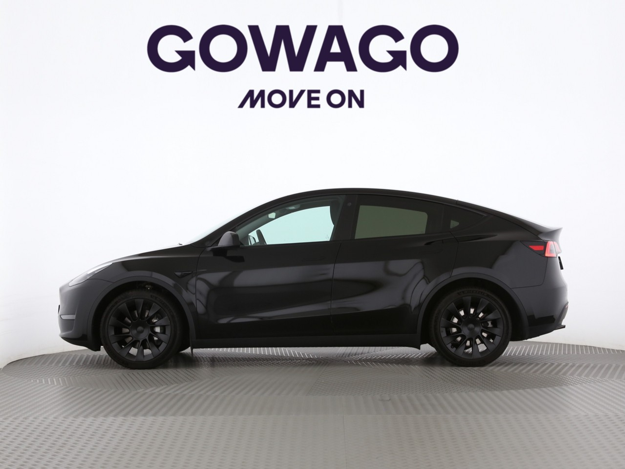 listing desktop thumbnail image 1