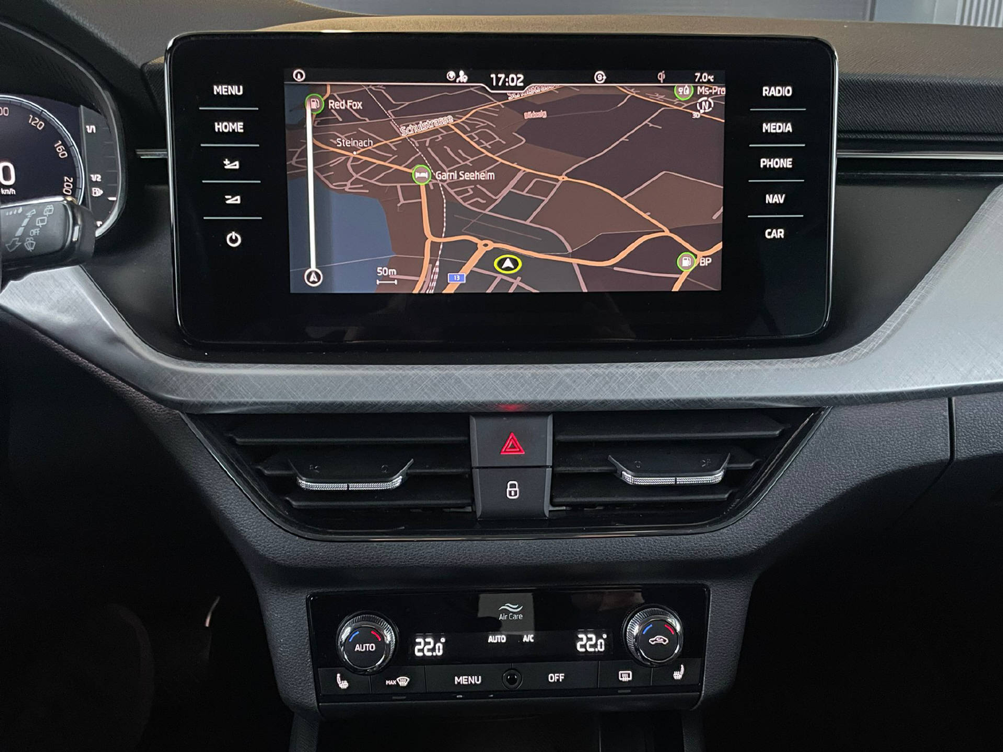 listing desktop thumbnail image 13