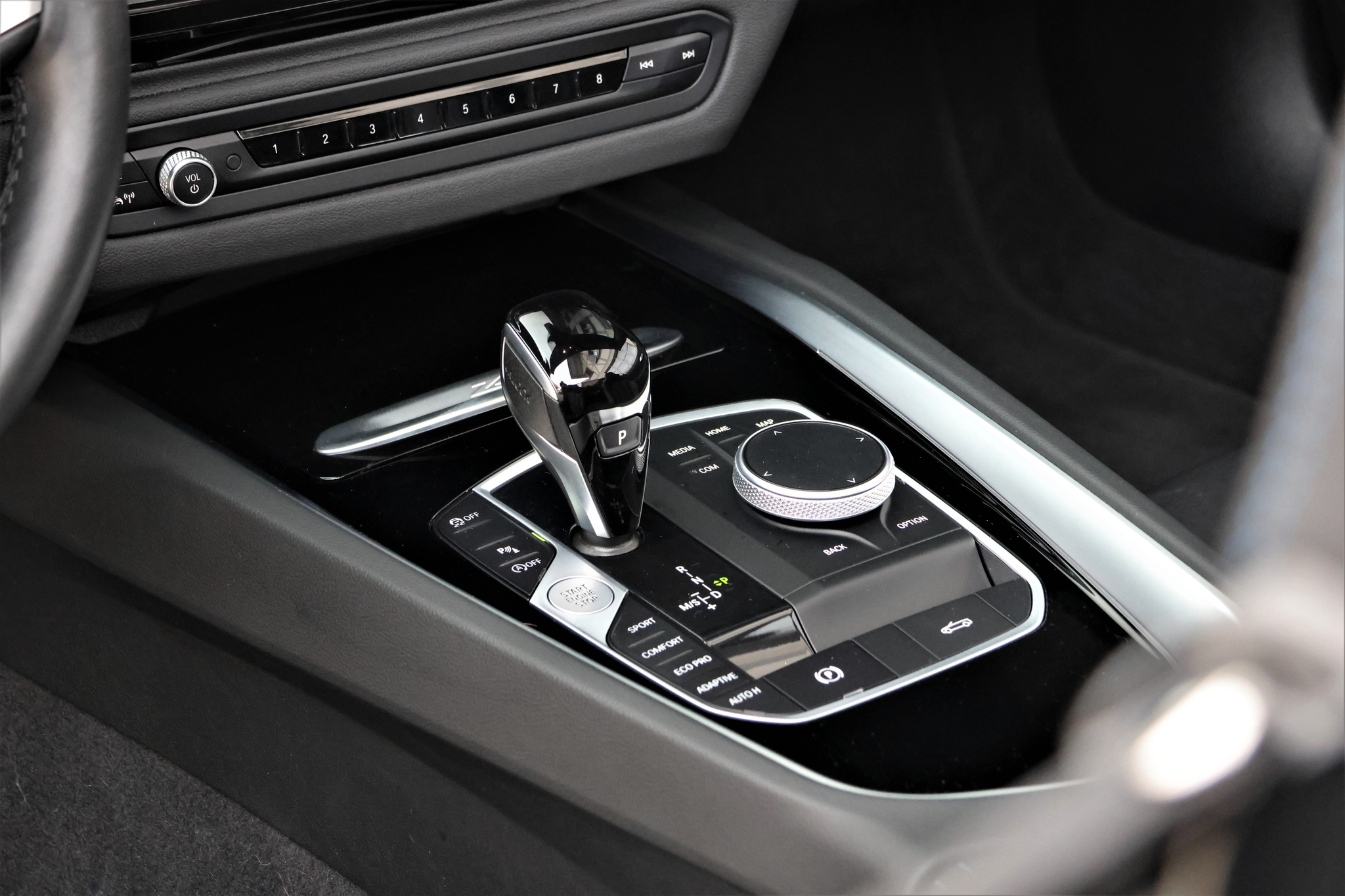 listing desktop thumbnail image 13