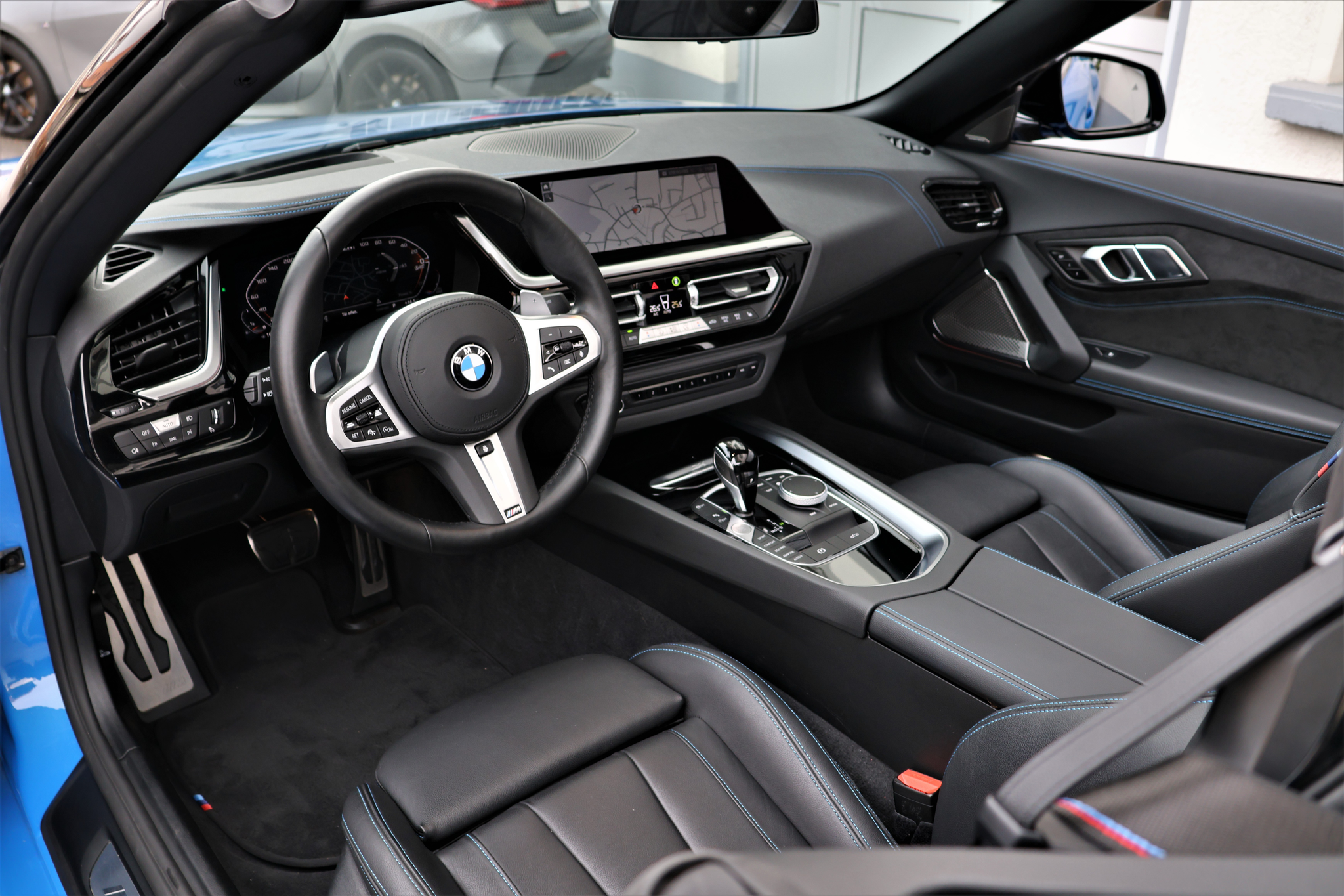 listing desktop thumbnail image 12