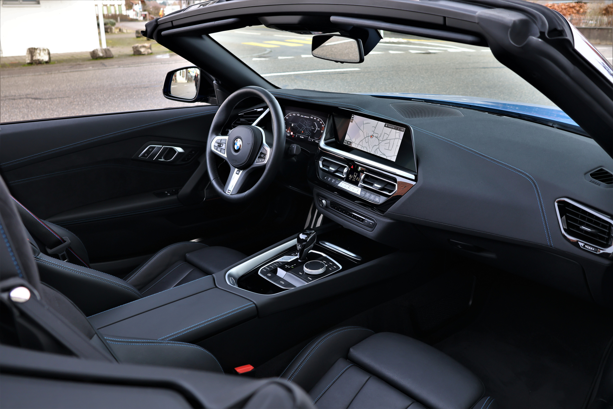 listing desktop thumbnail image 15