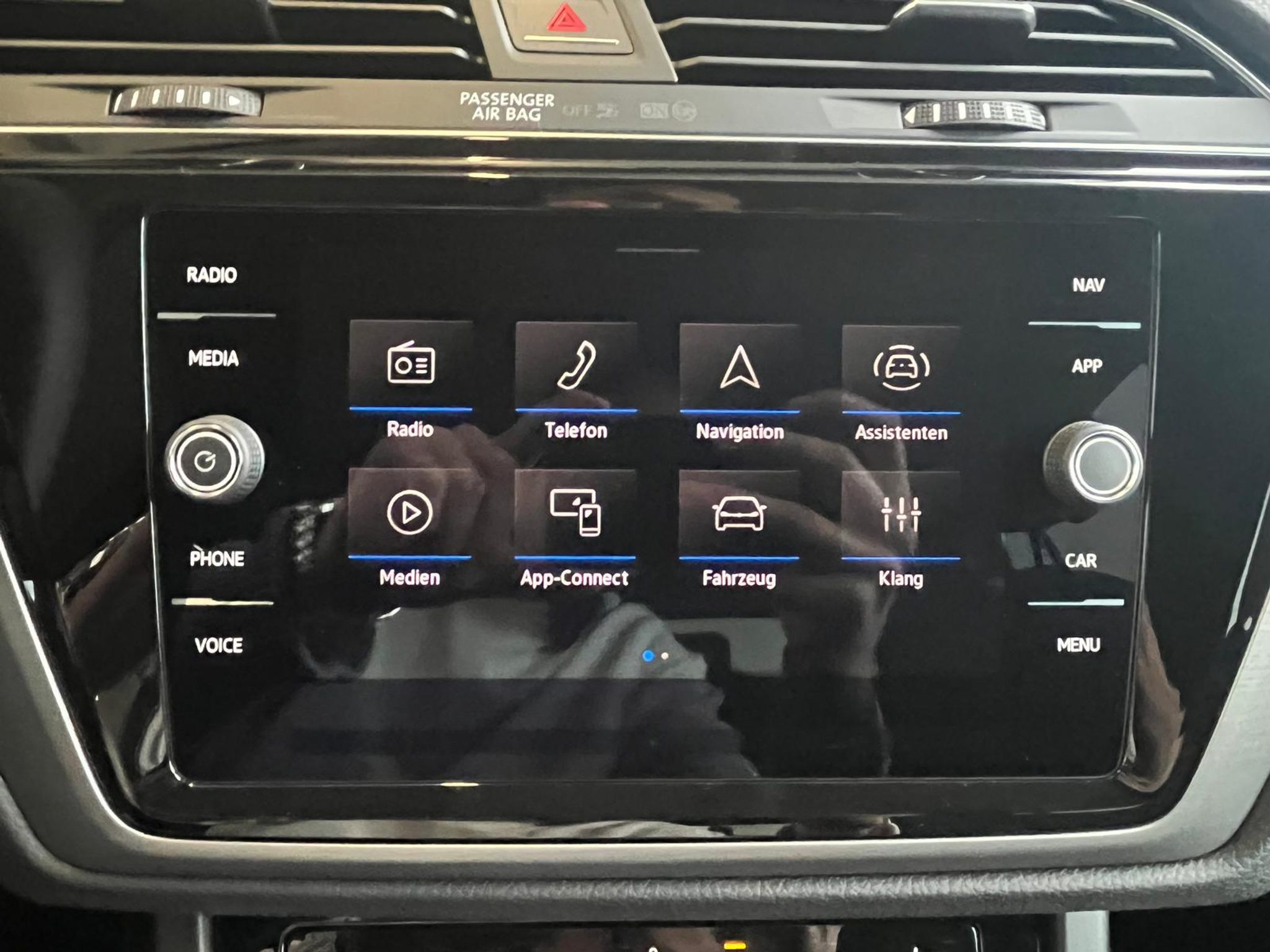 listing desktop thumbnail image 11