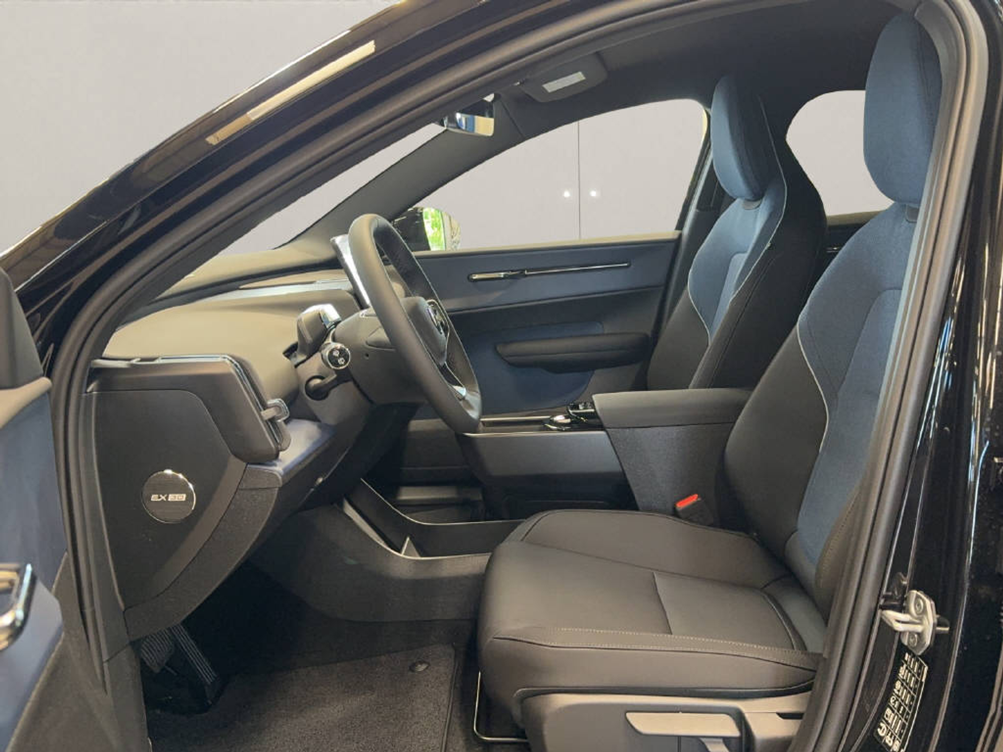 listing desktop thumbnail image 15