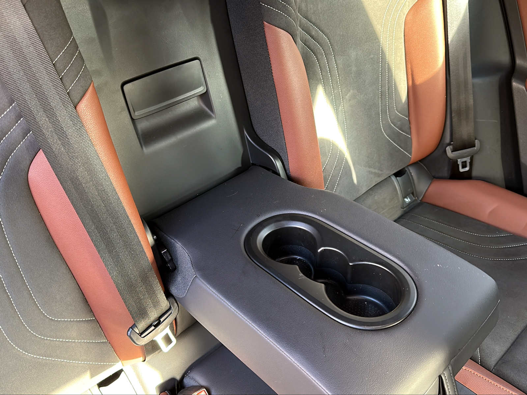 listing desktop thumbnail image 18