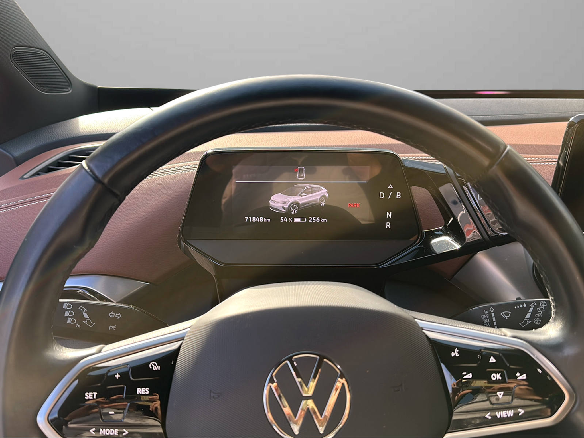 listing desktop thumbnail image 13