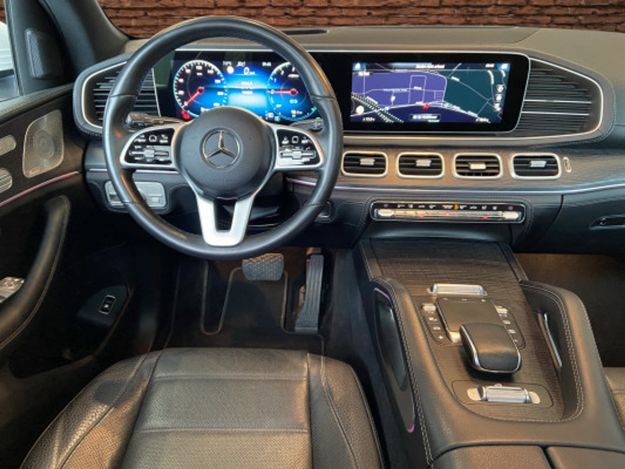 listing desktop thumbnail image 10