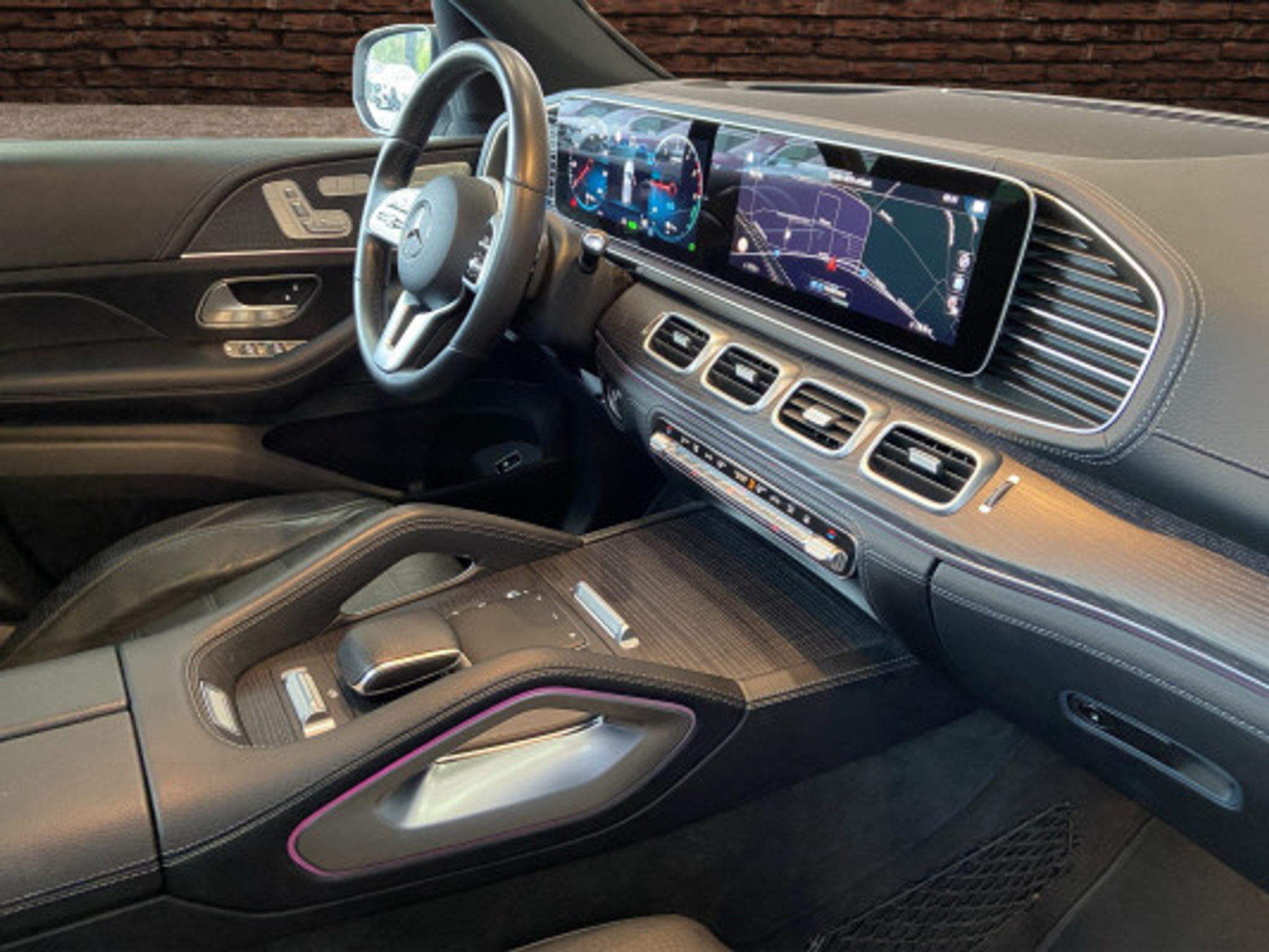 listing desktop thumbnail image 14